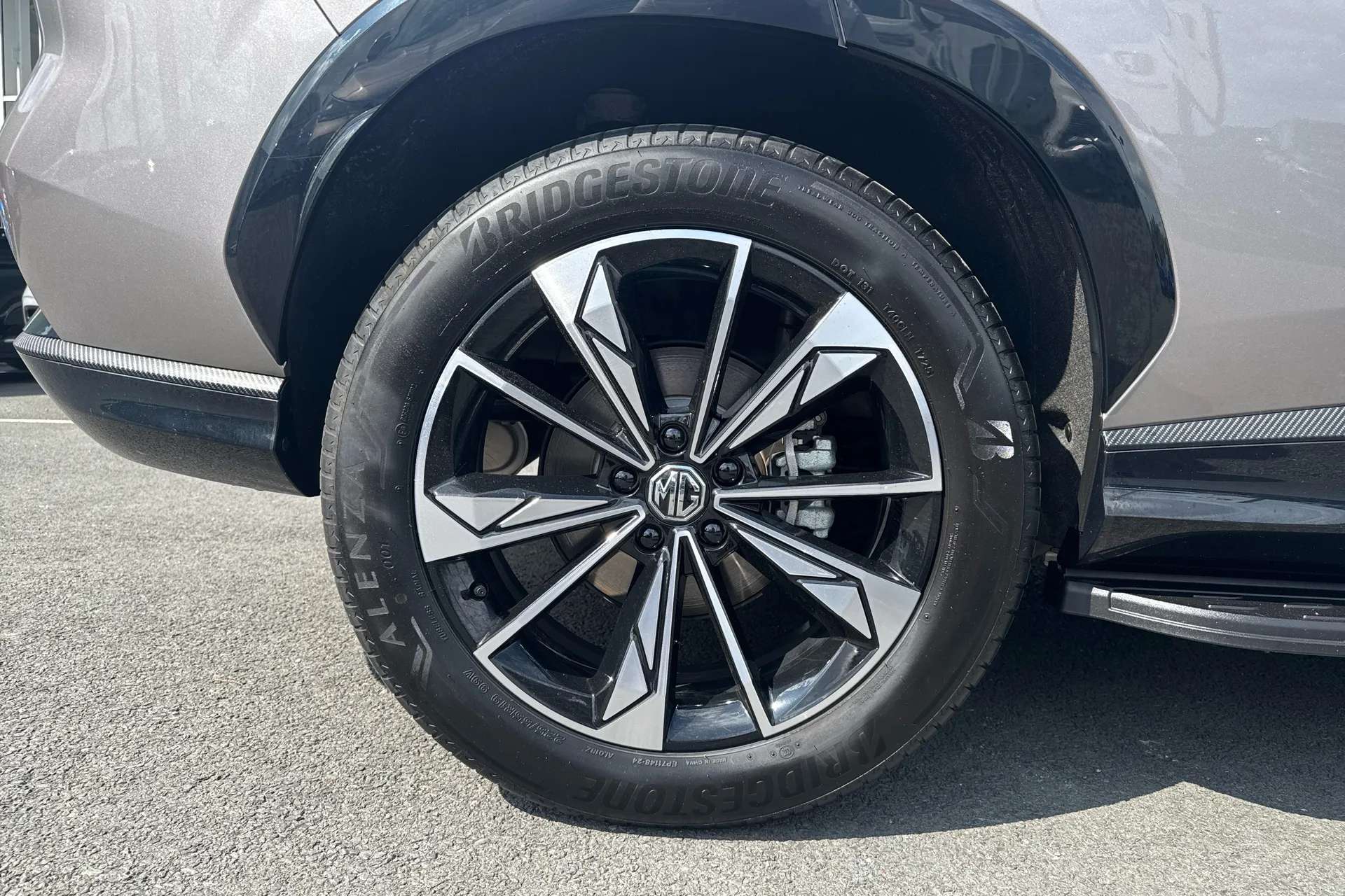 A 2025 MG HS 1.5 T-GDI PHEV Trophy 5dr Auto A 2025 MG HS 1.5 T-GDI PHEV Trophy 5dr Auto