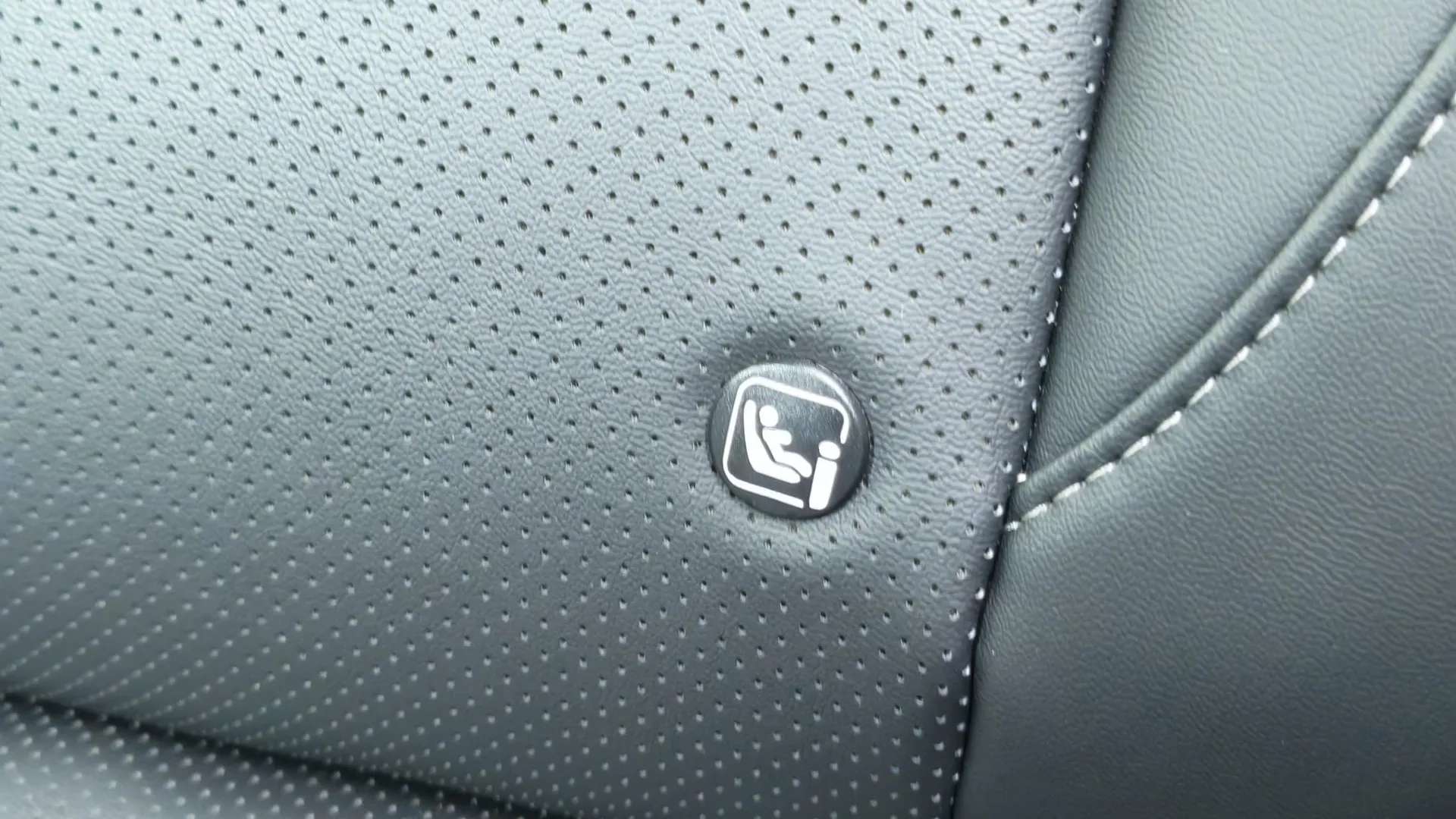 A 2025 MG MOTOR UK ZS 1.5 Hybrid+ Trophy 5dr Auto A 2025 MG MOTOR UK ZS 1.5 Hybrid+ Trophy 5dr Auto