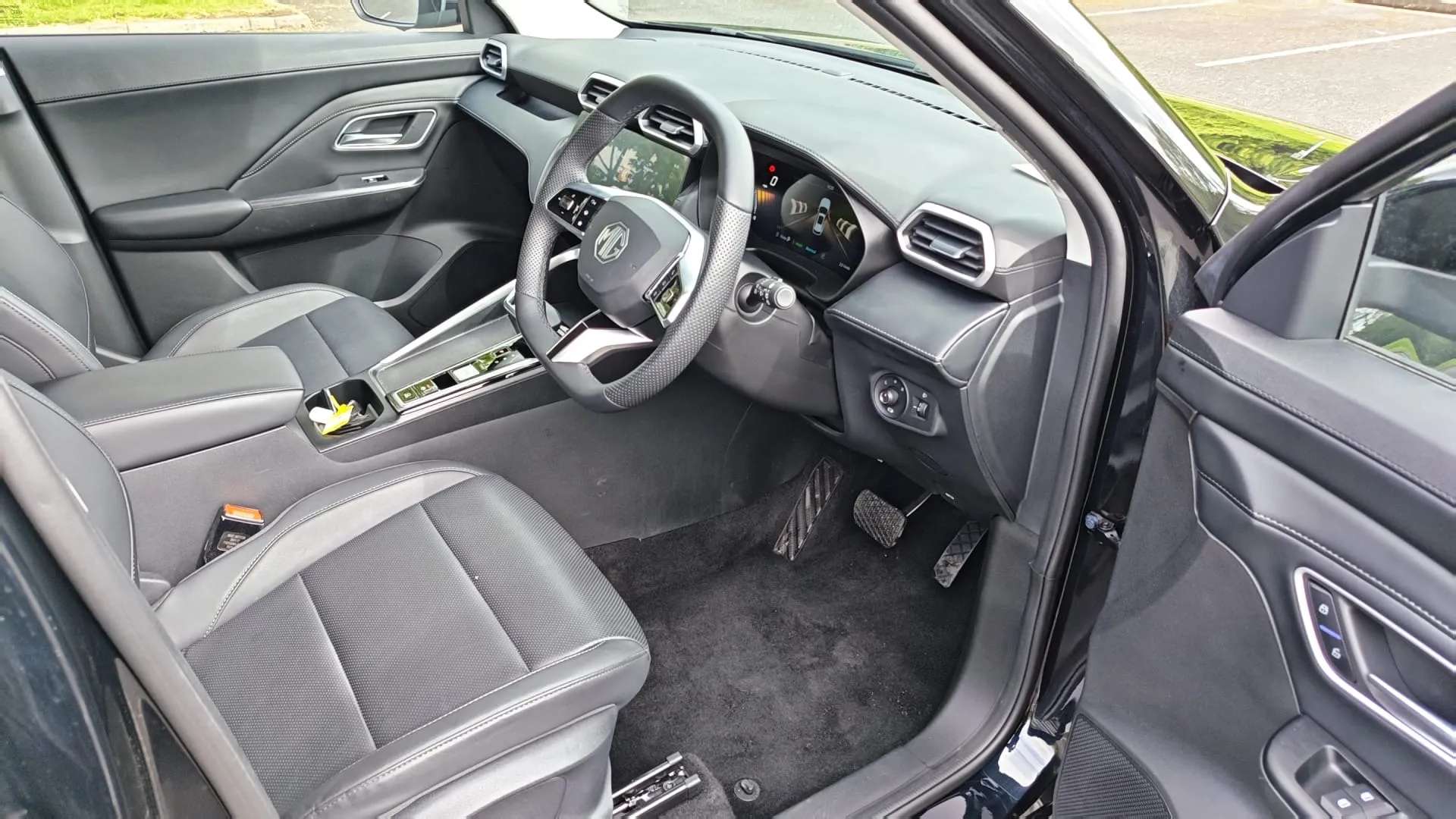 2025 MG MOTOR UK ZS 2025 MG MOTOR UK ZS