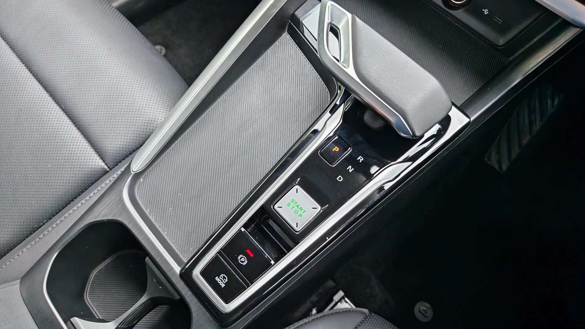 2025 MG MOTOR UK ZS 2025 MG MOTOR UK ZS