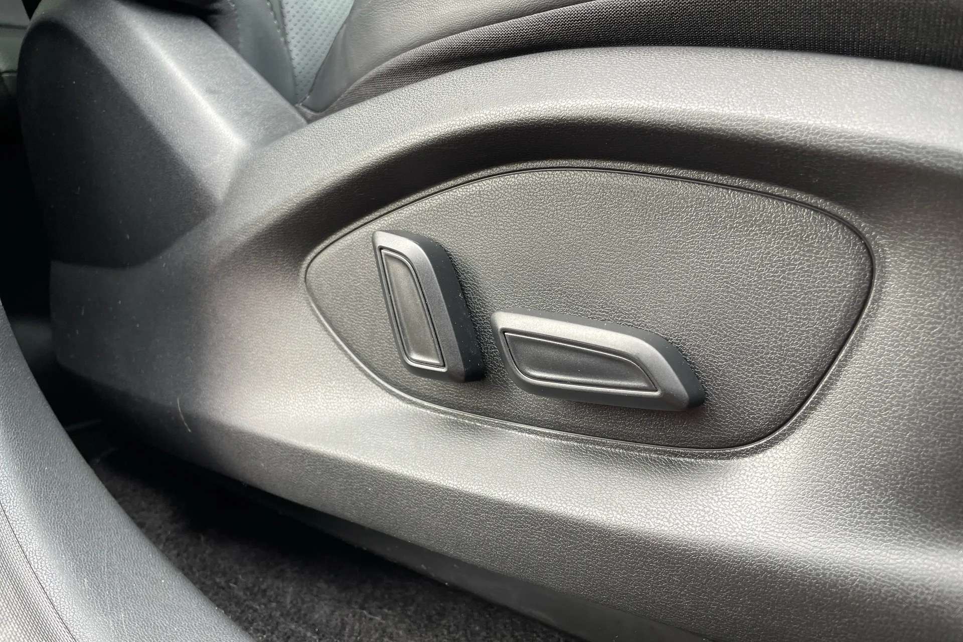 2025 MG ZS 2025 MG ZS