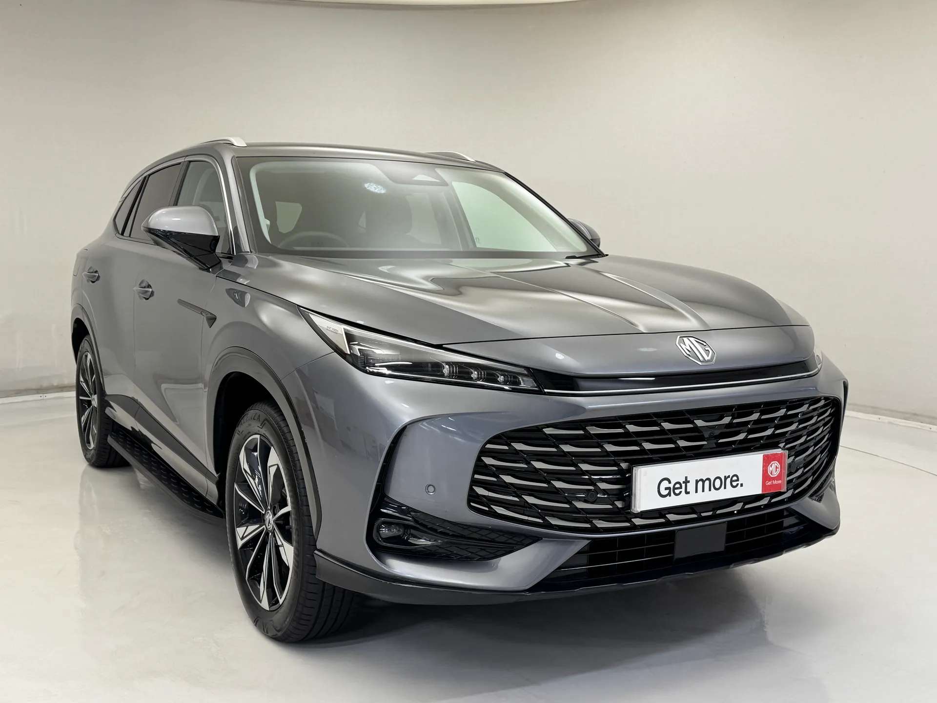 A 2025 MG HS 1.5 T-GDI PHEV Trophy 5dr Auto â½â¡ Petrol Plug-in Hybrid A 2025 MG HS 1.5 T-GDI PHEV Trophy 5dr Auto â½â¡ Petrol Plug-in Hybrid