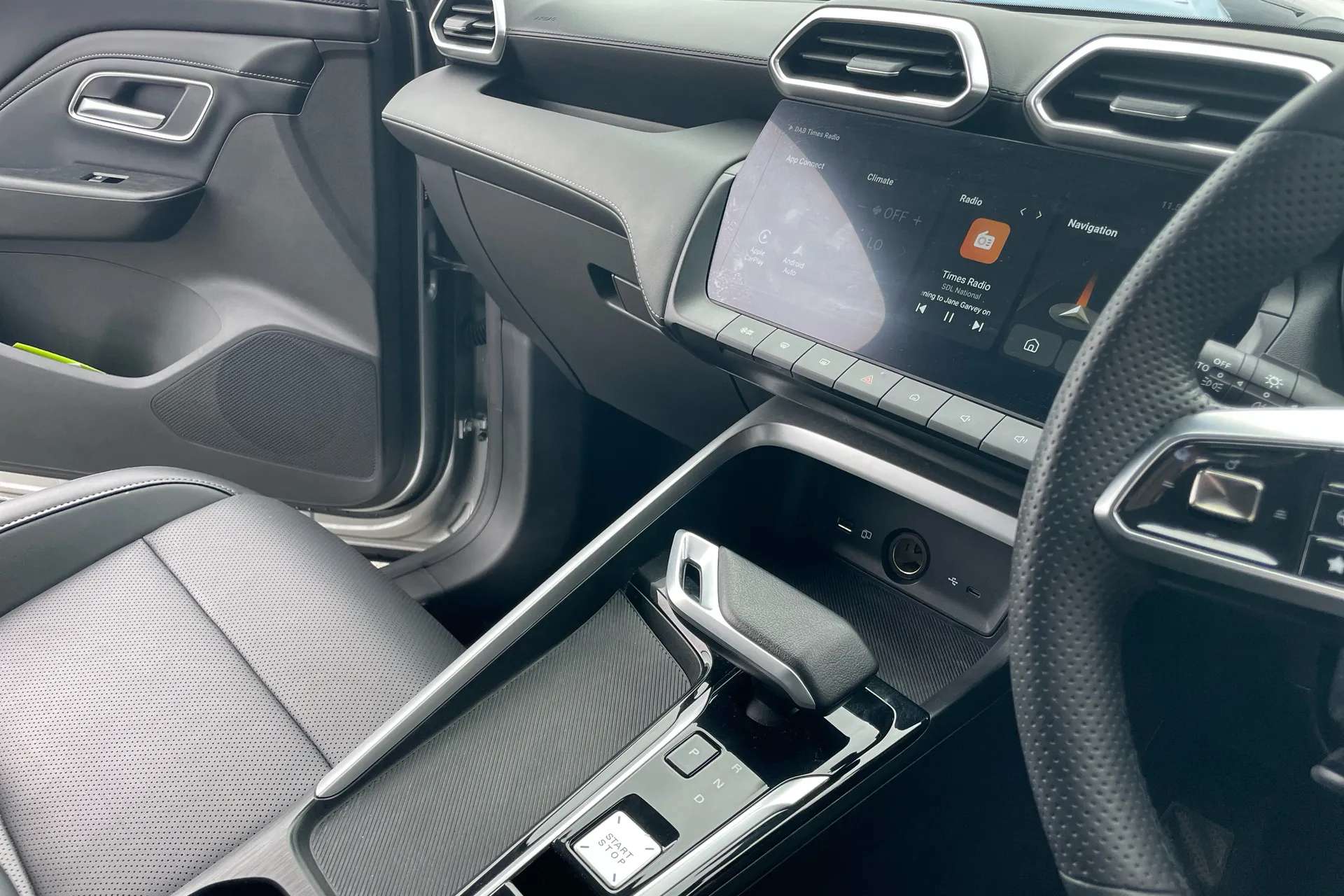 2024 MG MOTOR UK ZS 2024 MG MOTOR UK ZS