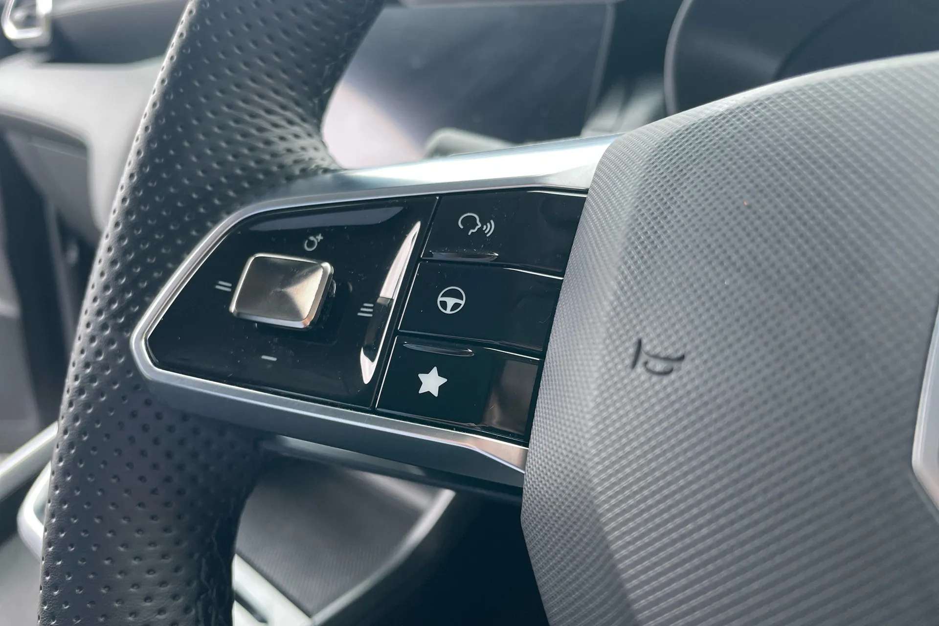 2024 MG MOTOR UK ZS 2024 MG MOTOR UK ZS