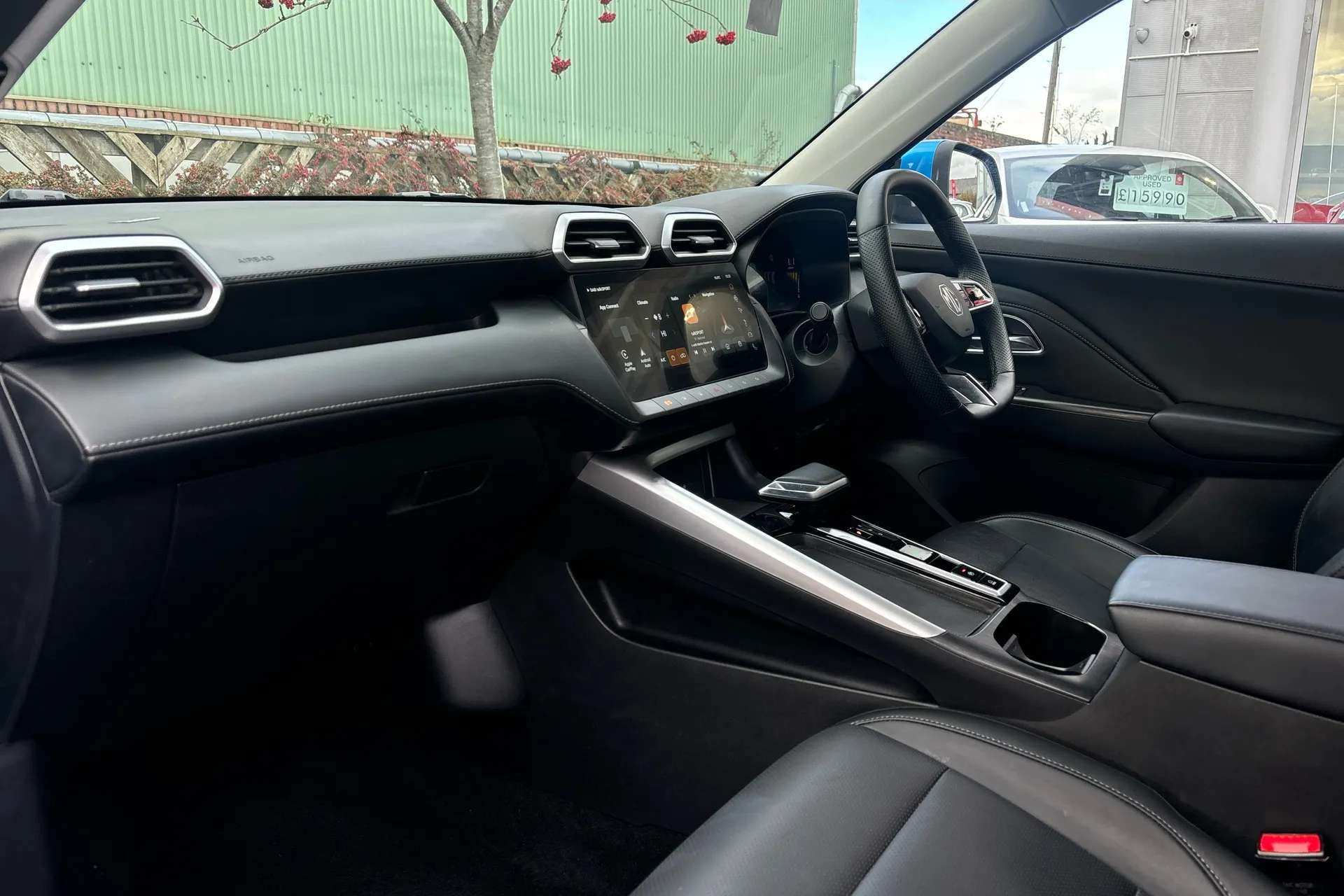 A 2024 MG MOTOR UK ZS 1.5 Hybrid+ Trophy 5dr Auto A 2024 MG MOTOR UK ZS 1.5 Hybrid+ Trophy 5dr Auto