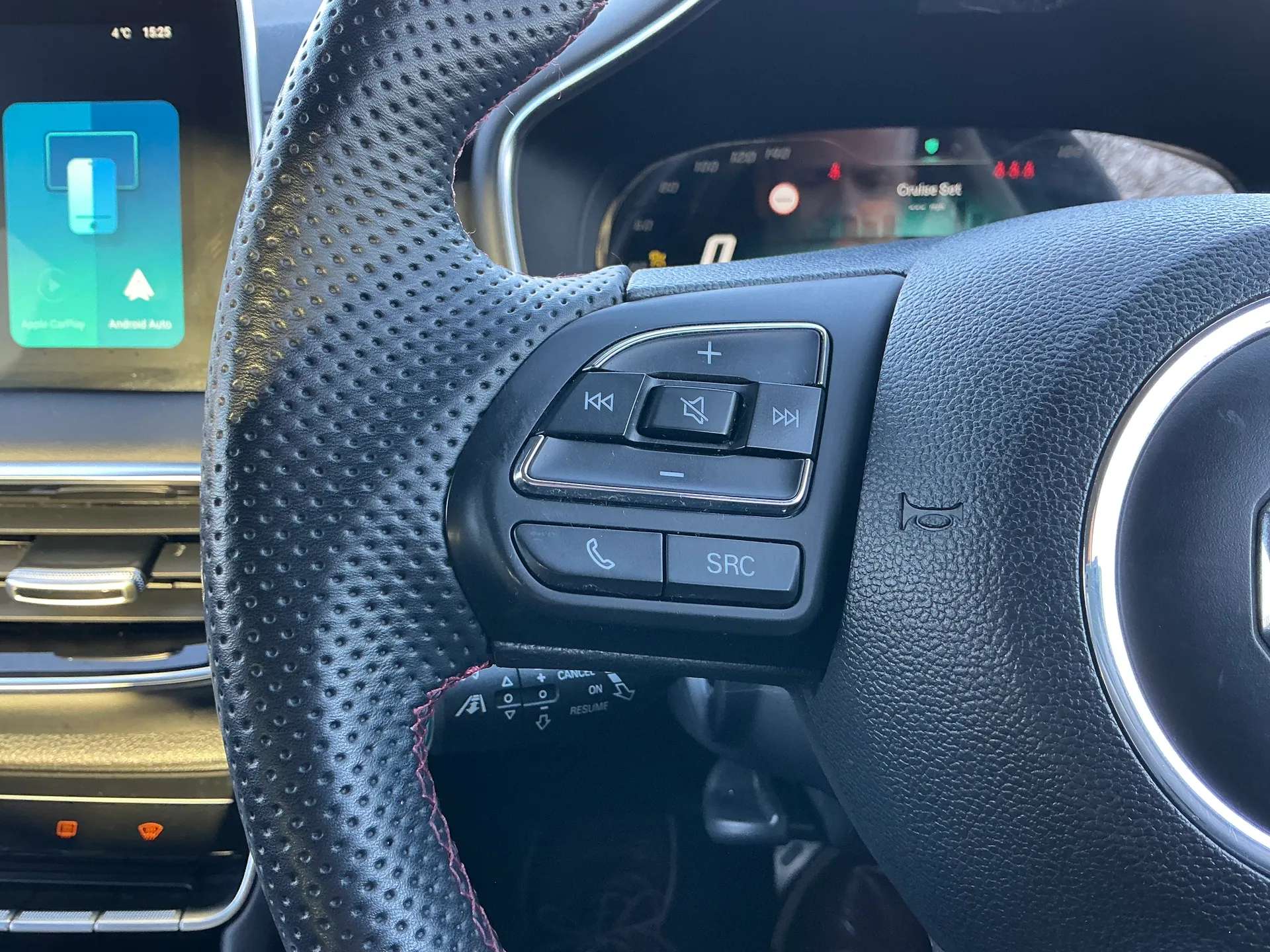 2023 MG MOTOR UK HS 2023 MG MOTOR UK HS