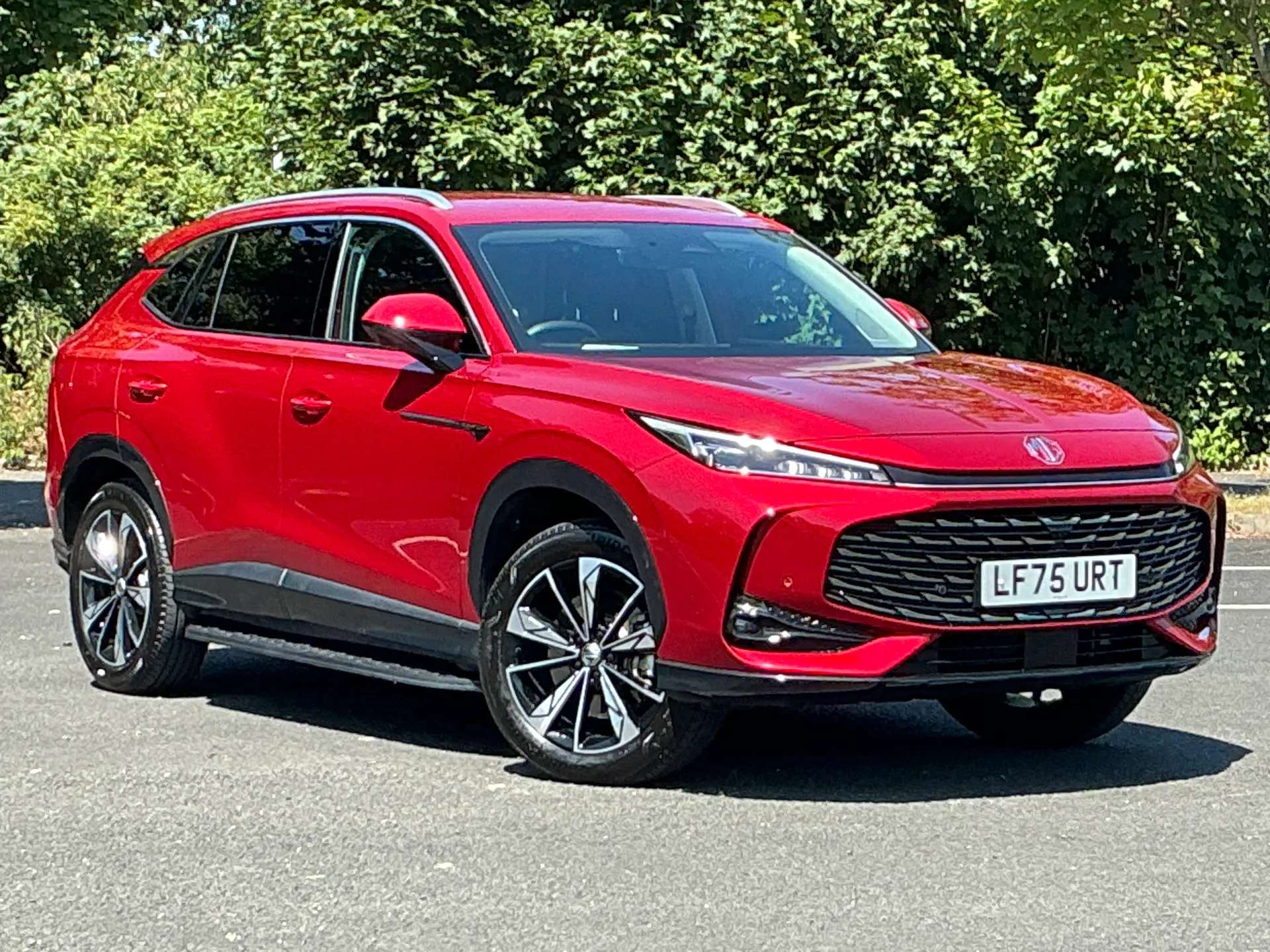 A 2025 MG HS 1.5 T-GDI PHEV Trophy 5dr Auto A 2025 MG HS 1.5 T-GDI PHEV Trophy 5dr Auto