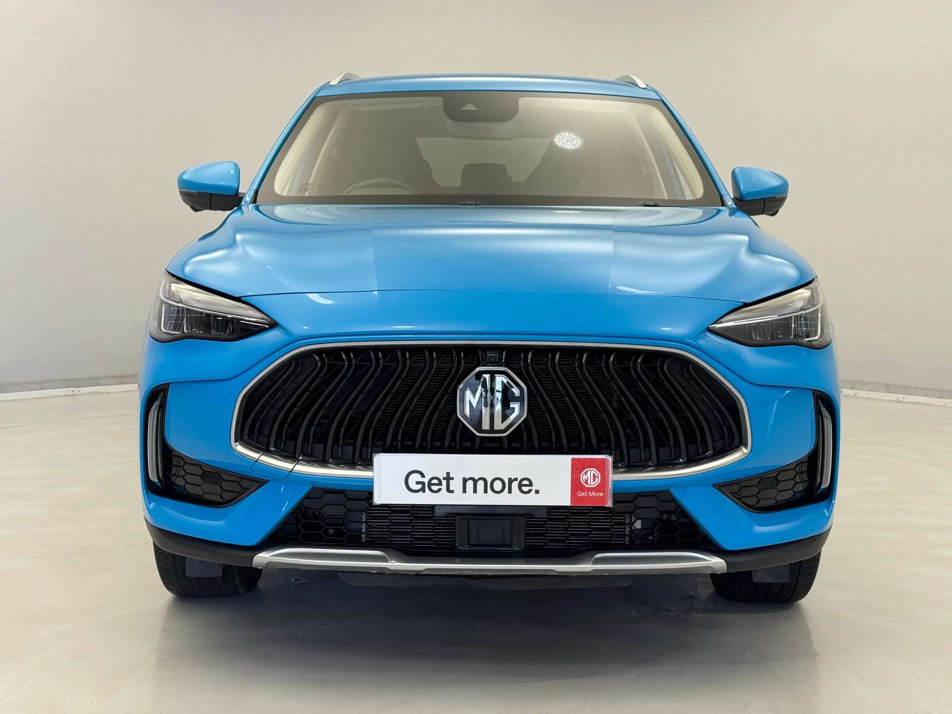 A 2023 MG HS 1.5 T-GDI PHEV Trophy 5dr Auto ðµPremium Plug-In Hybrid ðµ A 2023 MG HS 1.5 T-GDI PHEV Trophy 5dr Auto ðµPremium Plug-In Hybrid ðµ