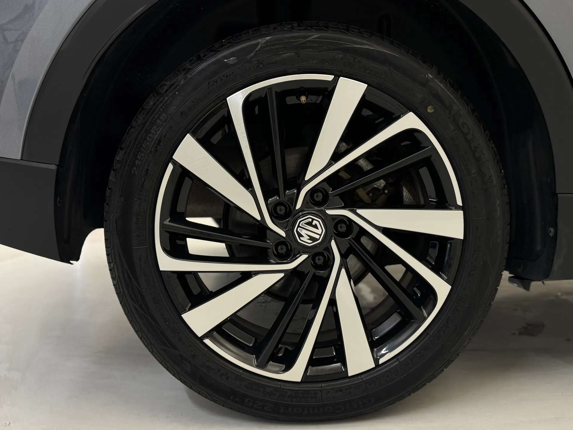 2025 MG ZS 2025 MG ZS