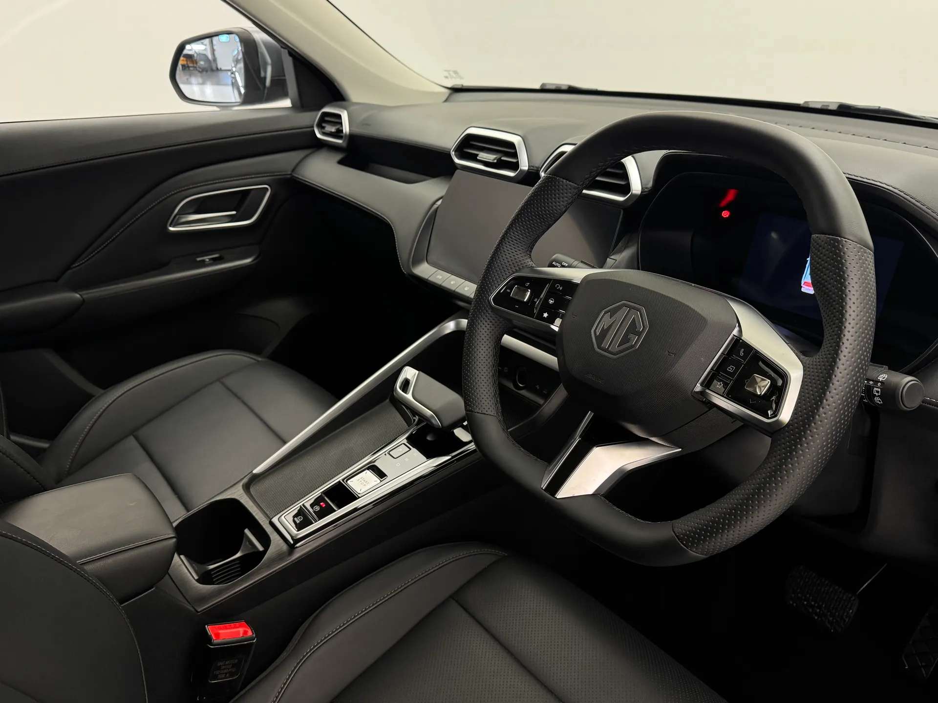 2025 MG ZS 2025 MG ZS