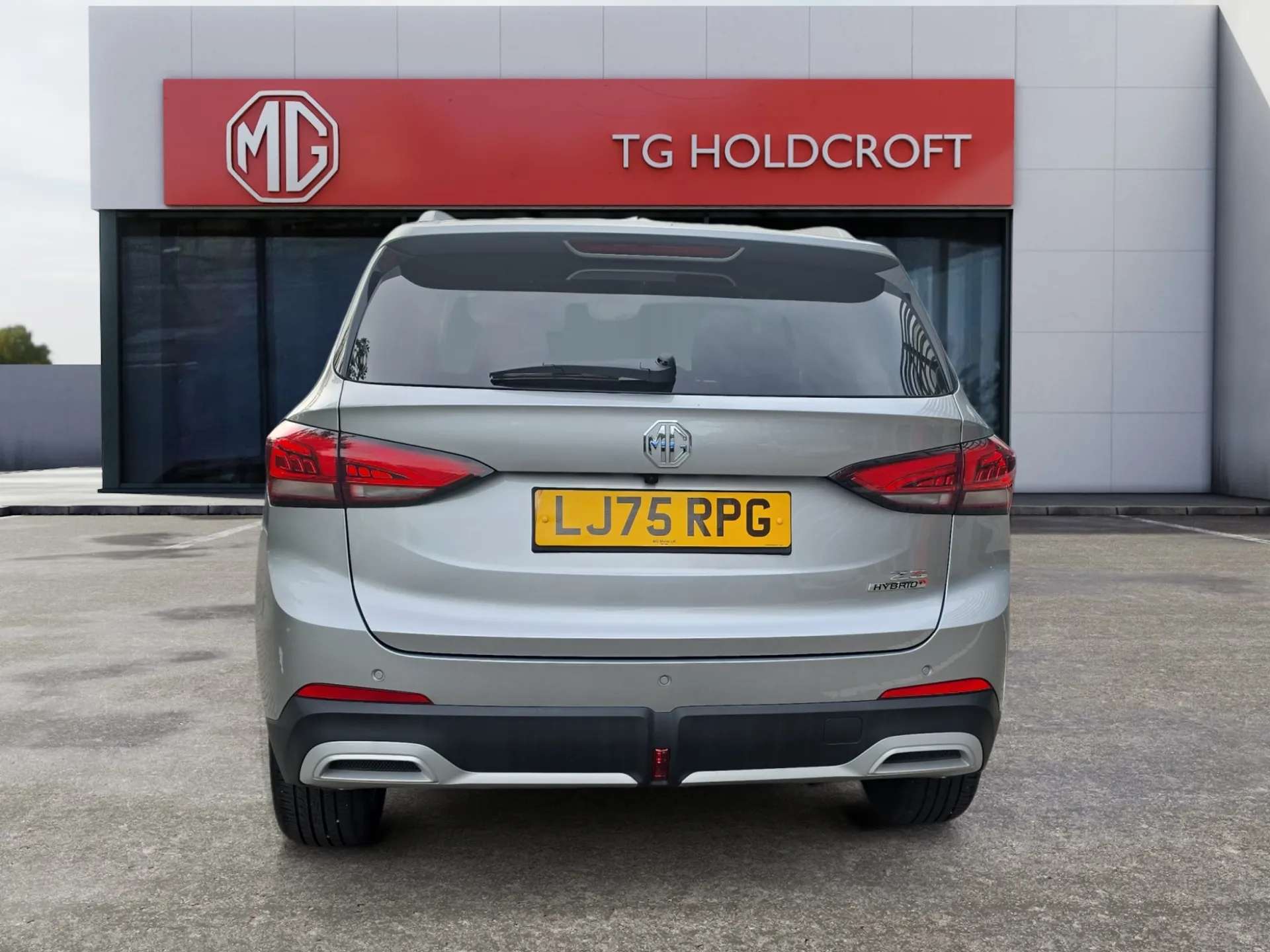A 2026 MG ZS 1.5 Hybrid+ Trophy 5dr Auto A 2026 MG ZS 1.5 Hybrid+ Trophy 5dr Auto