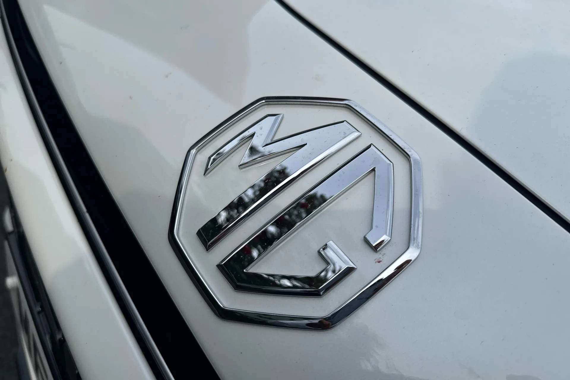 2026 MG HS 2026 MG HS