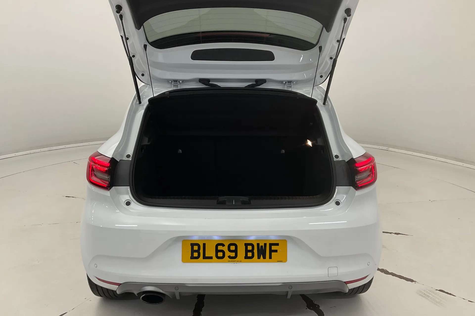 2019 RENAULT CLIO 2019 RENAULT CLIO