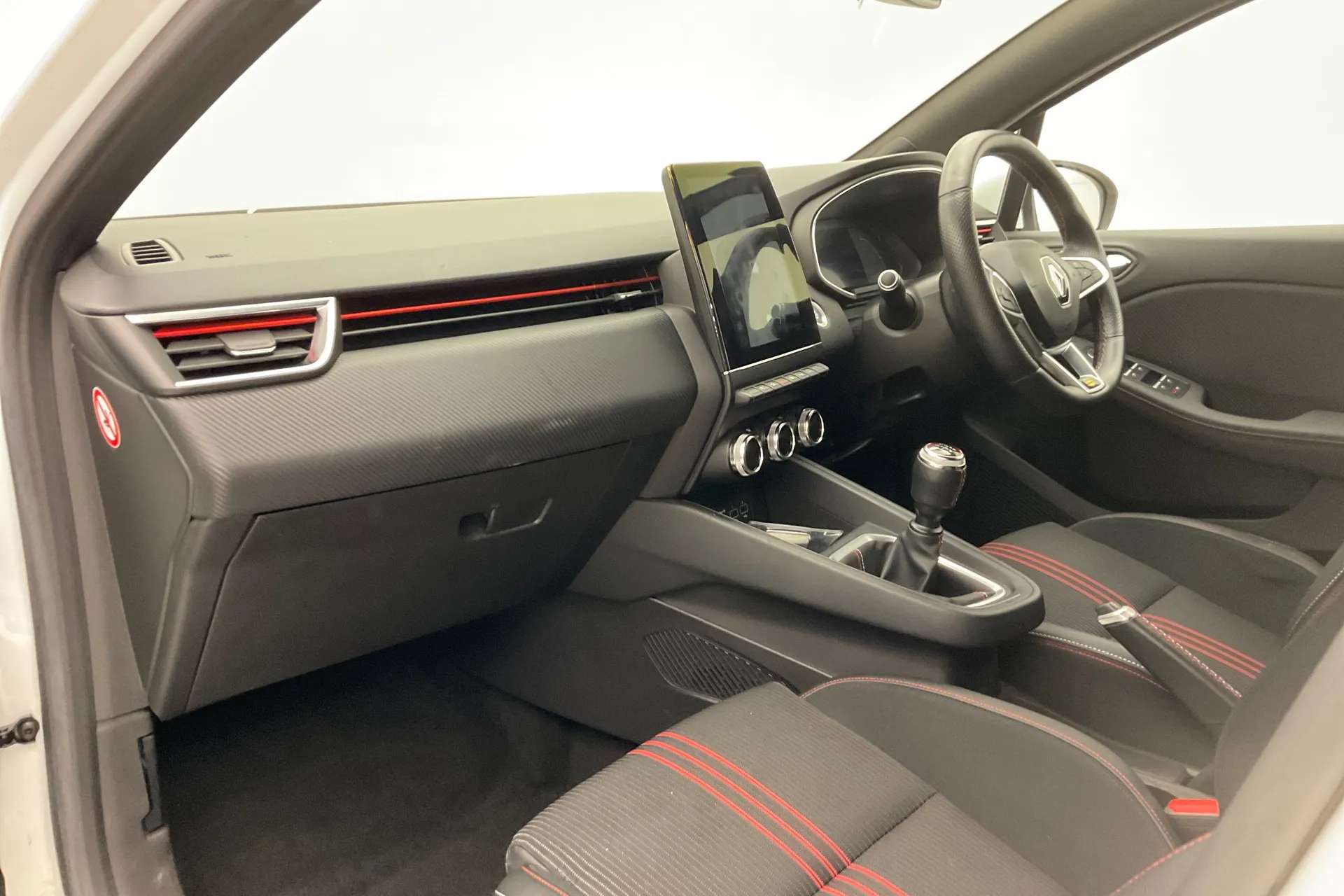 2019 RENAULT CLIO 2019 RENAULT CLIO