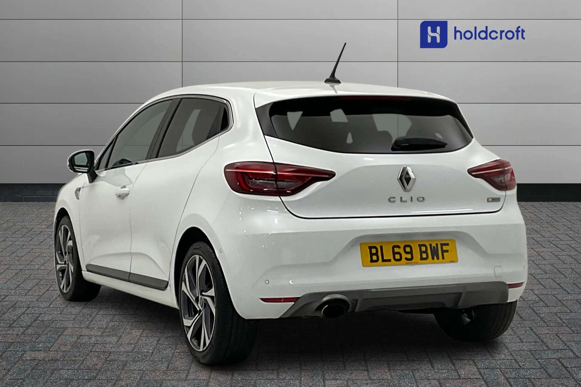 A 2019 RENAULT CLIO 1.0 TCe 100 RS Line 5dr A 2019 RENAULT CLIO 1.0 TCe 100 RS Line 5dr