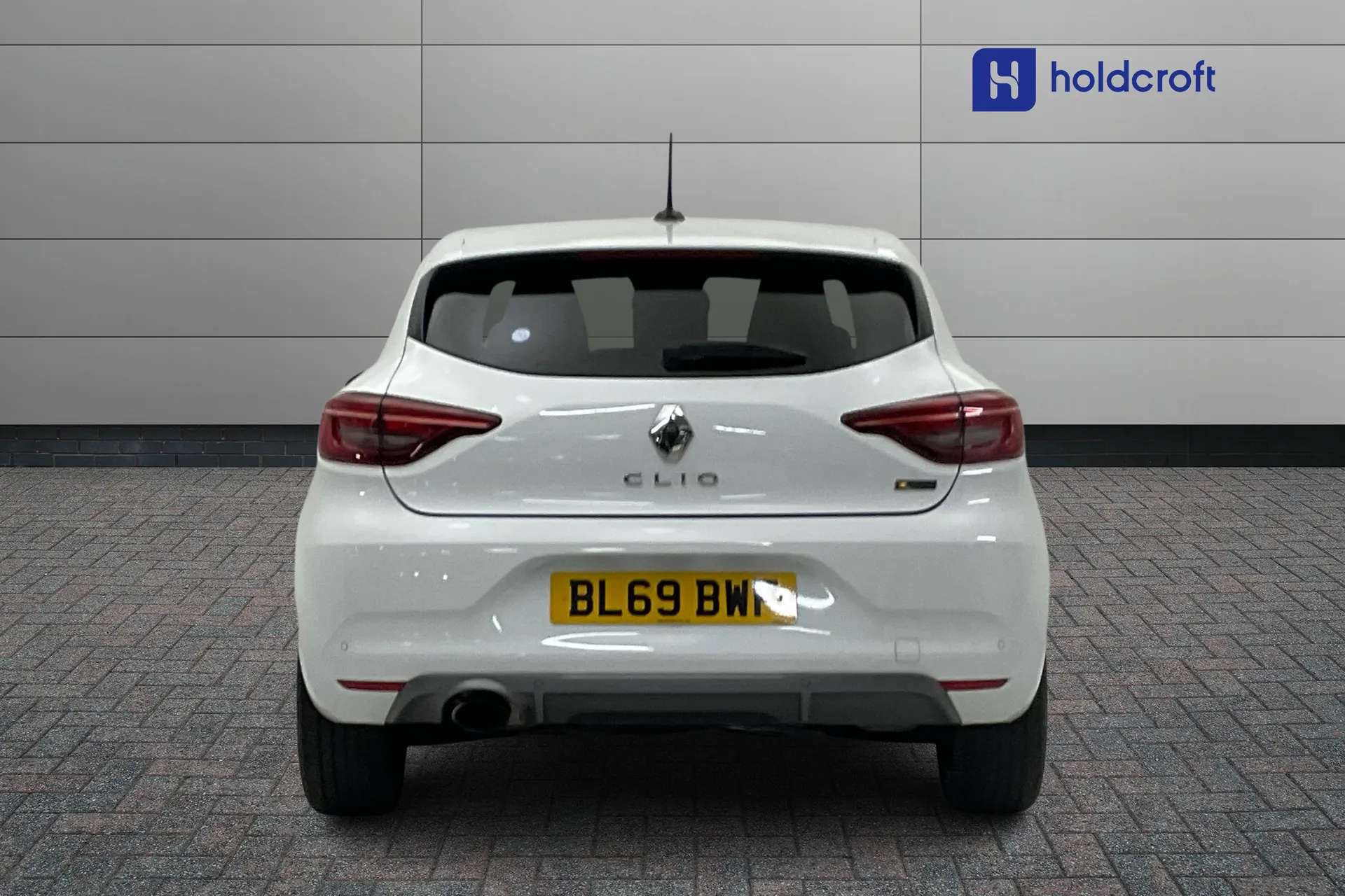 A 2019 RENAULT CLIO 1.0 TCe 100 RS Line 5dr A 2019 RENAULT CLIO 1.0 TCe 100 RS Line 5dr