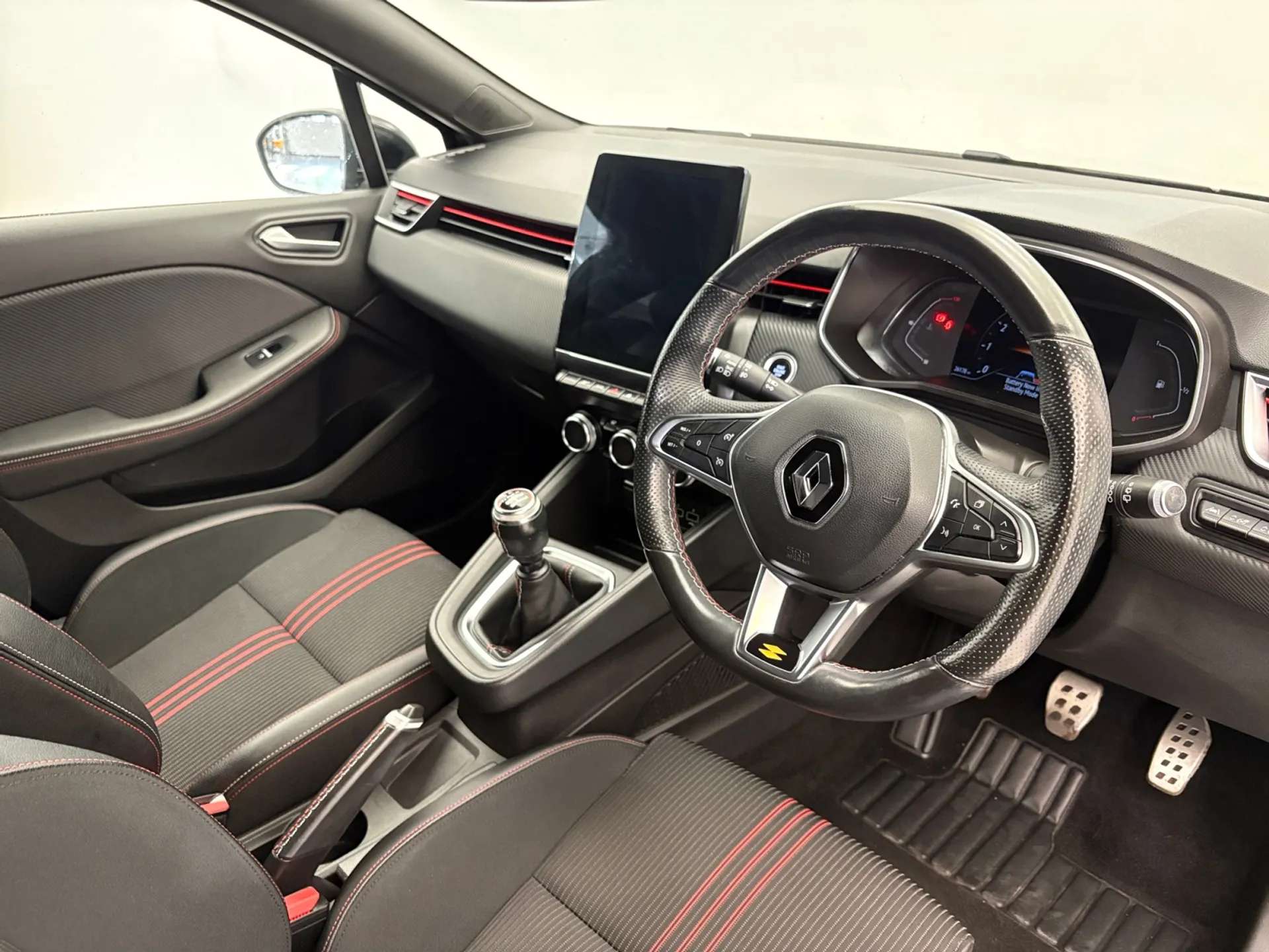 2021 RENAULT CLIO 2021 RENAULT CLIO
