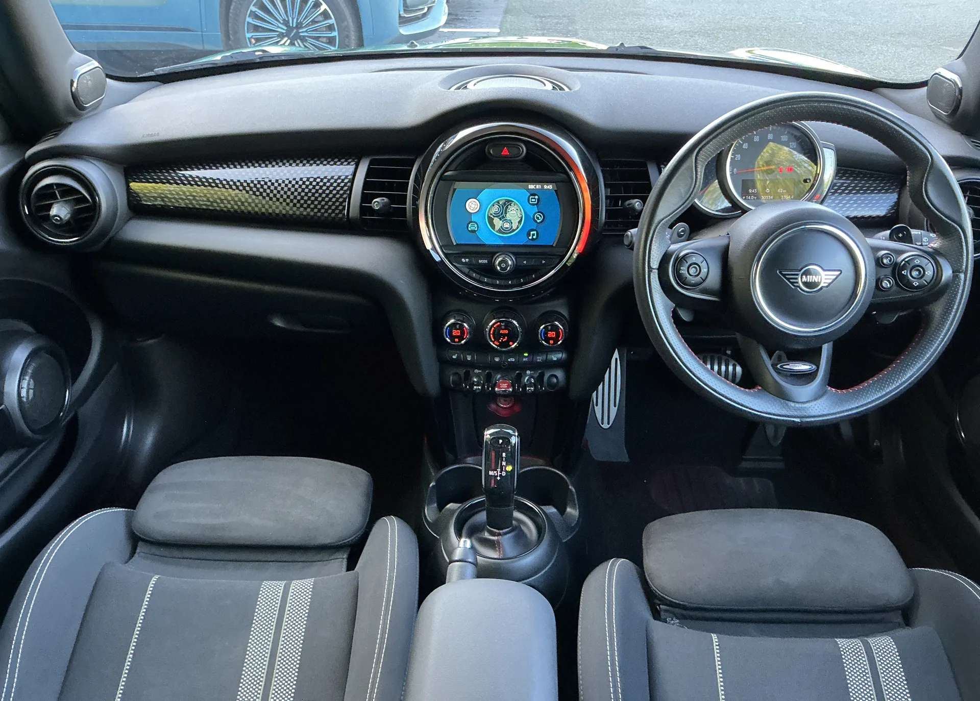 A 2020 MINI HATCH 2.0 Cooper S Sport II 3dr Auto A 2020 MINI HATCH 2.0 Cooper S Sport II 3dr Auto