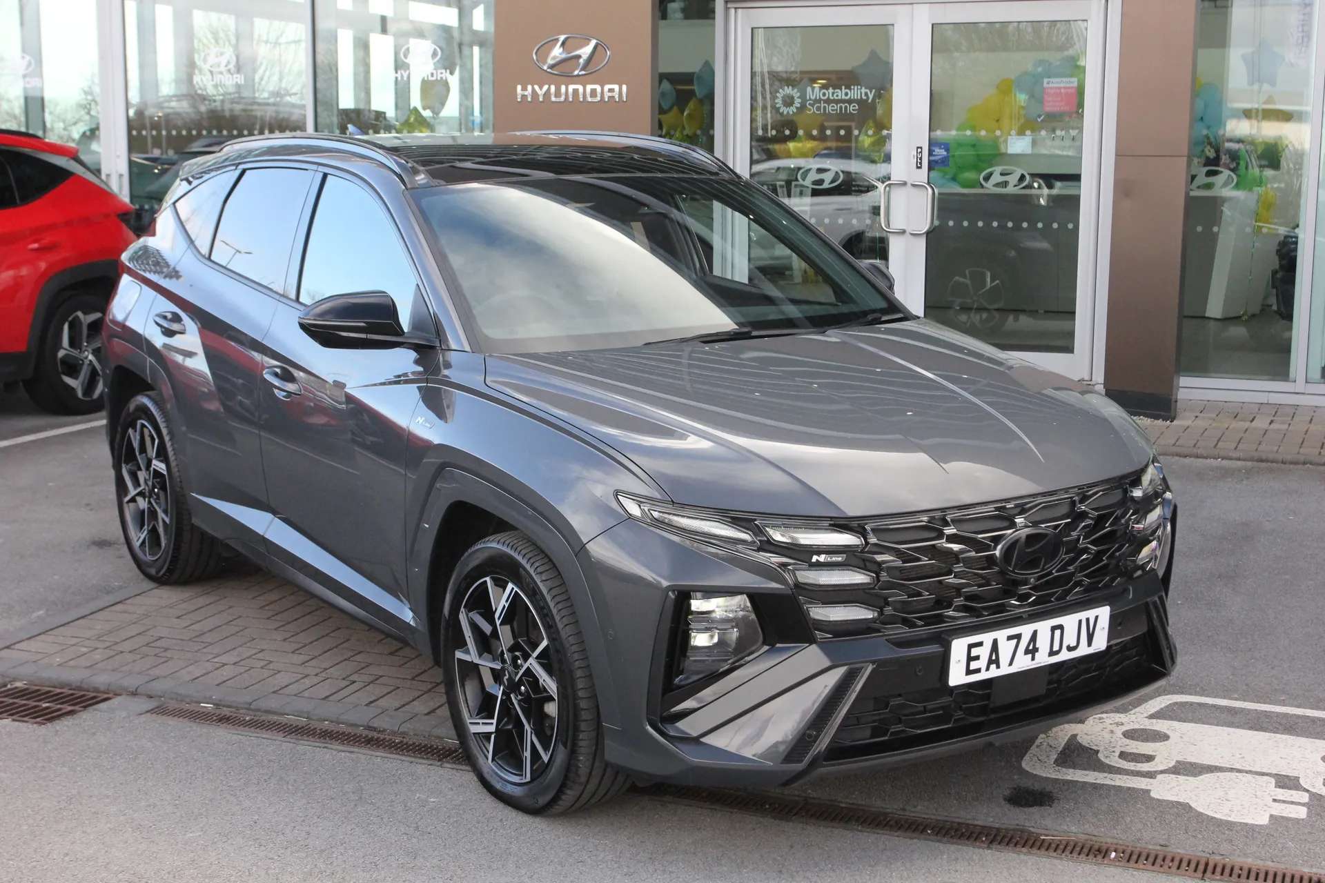 A 2024 HYUNDAI TUCSON 1.6T Plug-in Hybrid N Line S 5dr 4WD Auto A 2024 HYUNDAI TUCSON 1.6T Plug-in Hybrid N Line S 5dr 4WD Auto