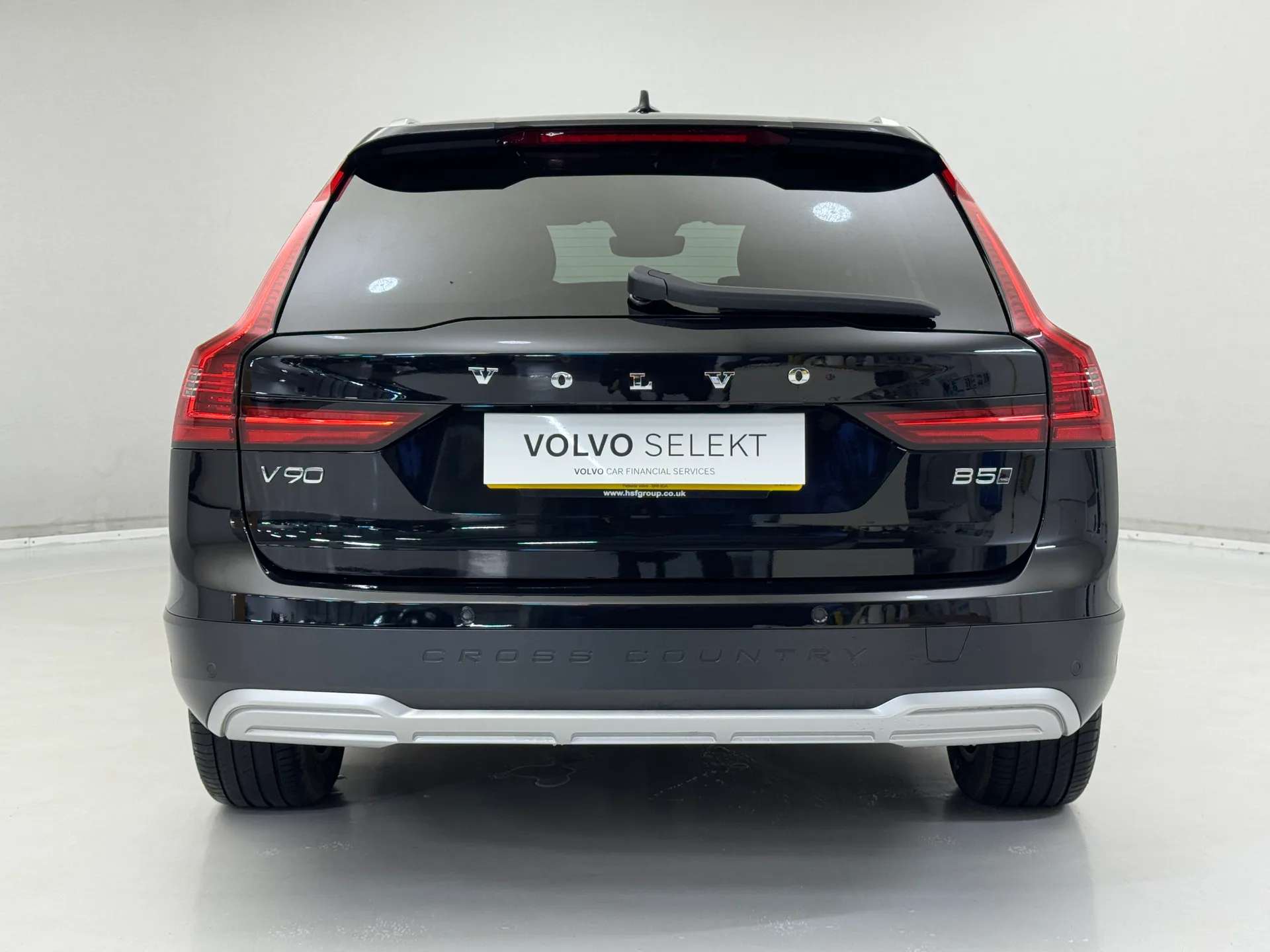 2023 VOLVO V90 2023 VOLVO V90