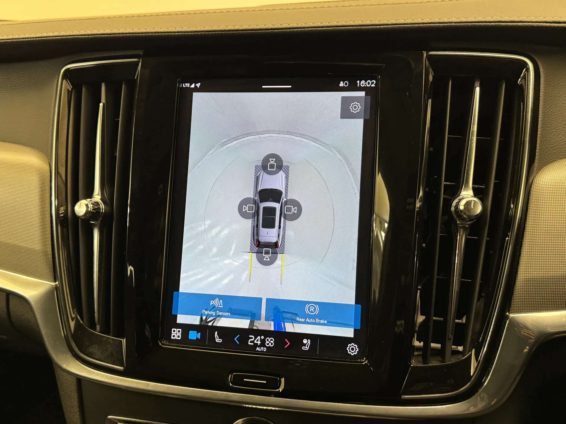 2023 VOLVO V90 2023 VOLVO V90