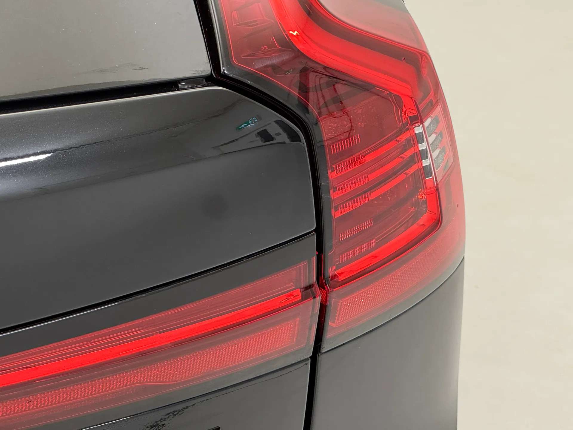 2023 VOLVO V90 2023 VOLVO V90