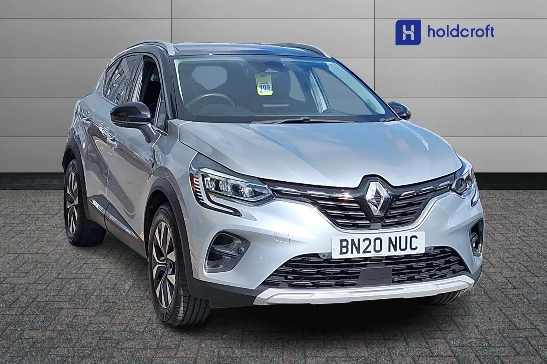 A 2020 RENAULT CAPTUR 1.0 TCE 100 S Edition 5dr A 2020 RENAULT CAPTUR 1.0 TCE 100 S Edition 5dr