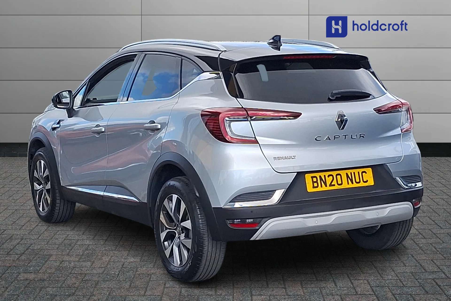 A 2020 RENAULT CAPTUR 1.0 TCE 100 S Edition 5dr A 2020 RENAULT CAPTUR 1.0 TCE 100 S Edition 5dr