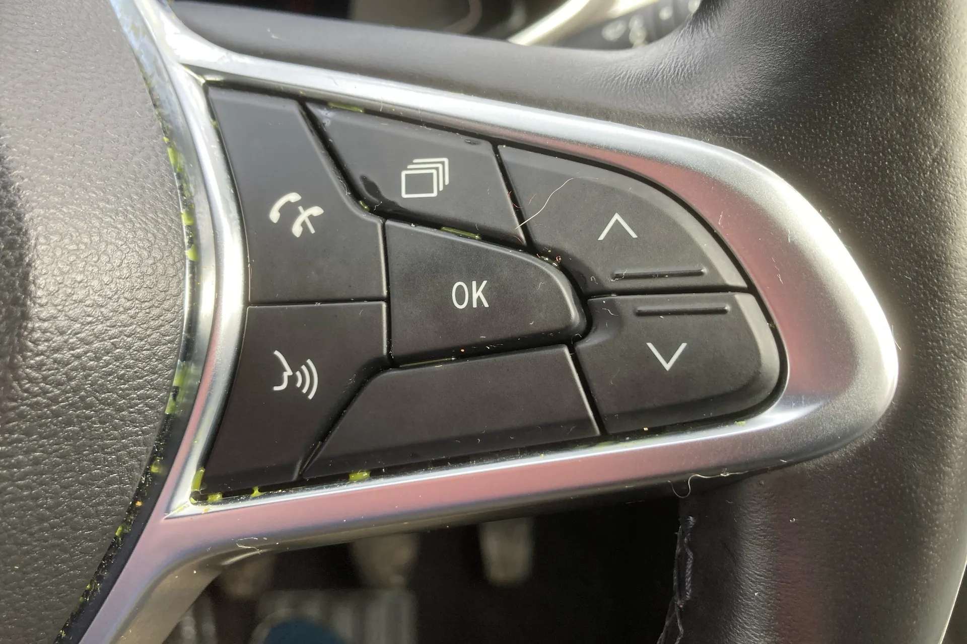 2020 RENAULT CLIO 2020 RENAULT CLIO