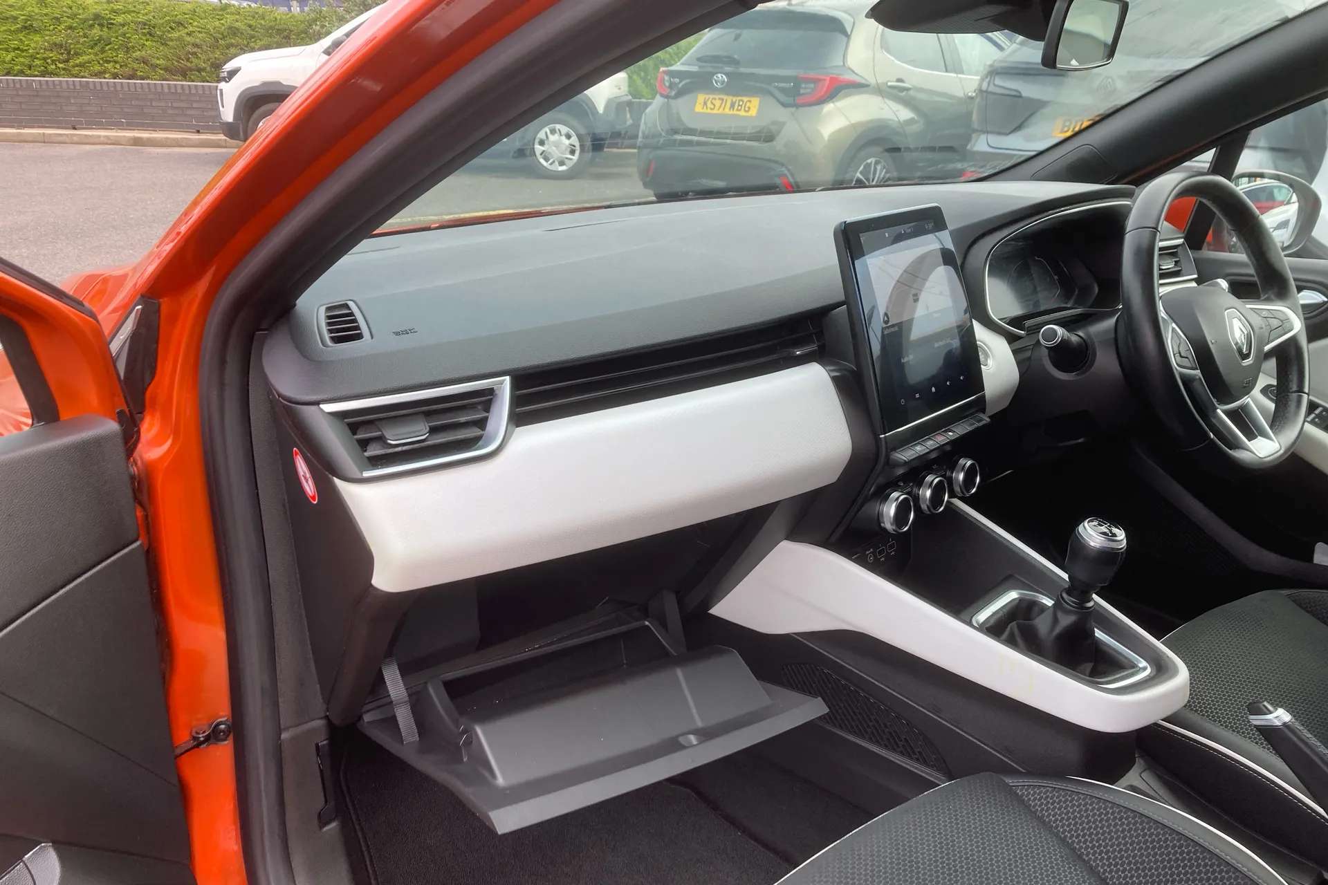 2020 RENAULT CLIO 2020 RENAULT CLIO