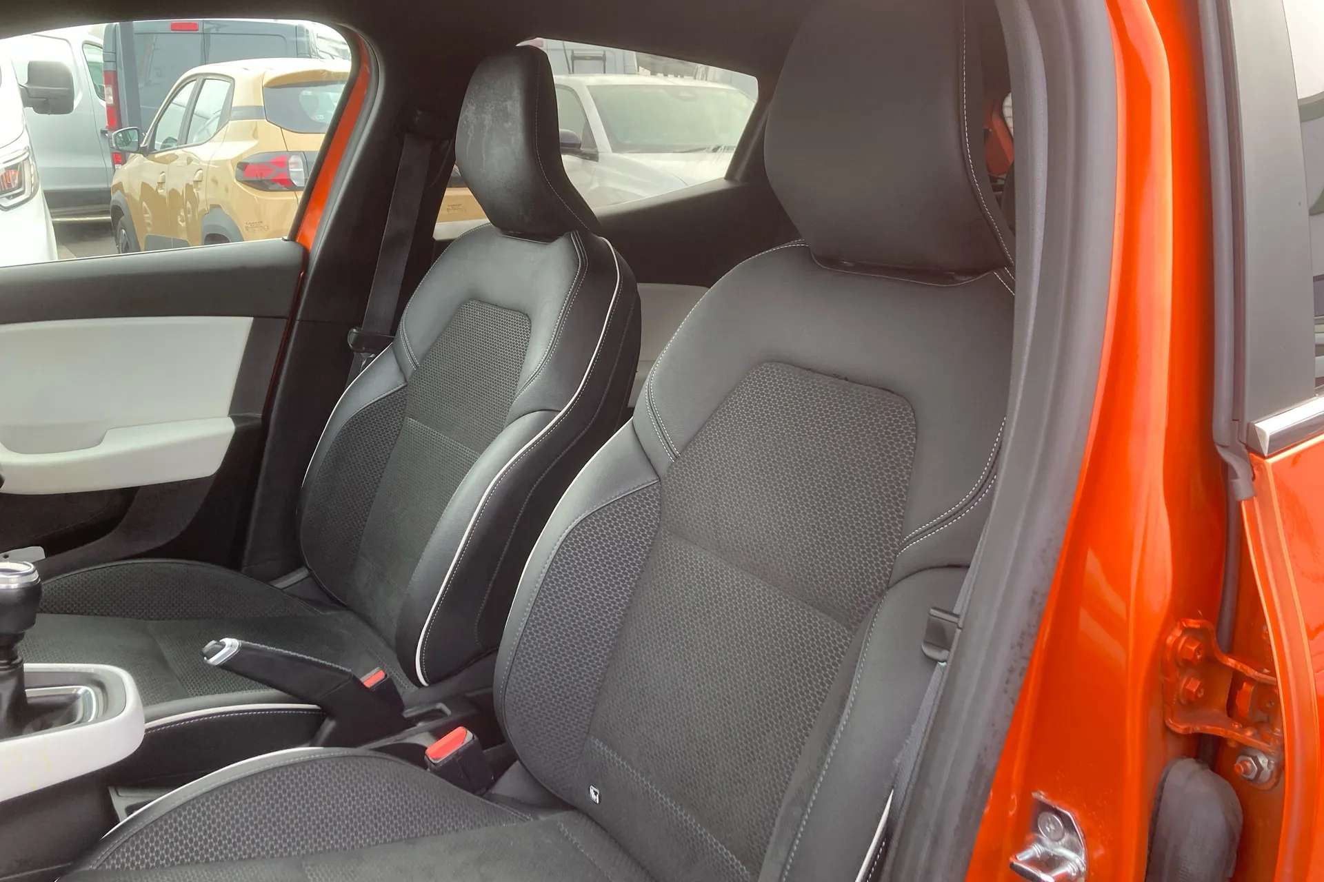 2020 RENAULT CLIO 2020 RENAULT CLIO