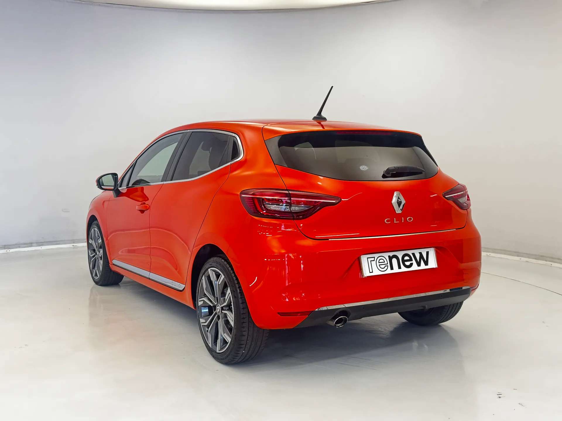 0 RENAULT CLIO 0 RENAULT CLIO