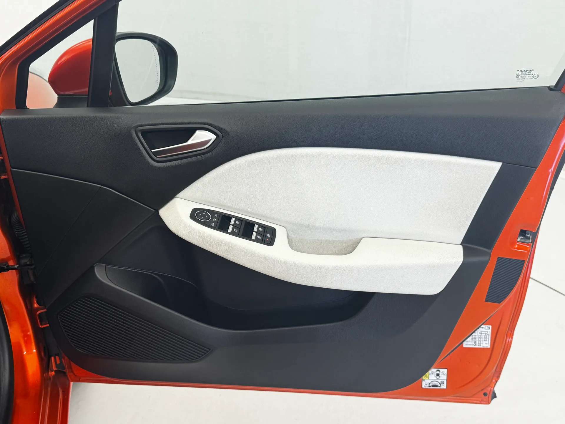 0 RENAULT CLIO 0 RENAULT CLIO