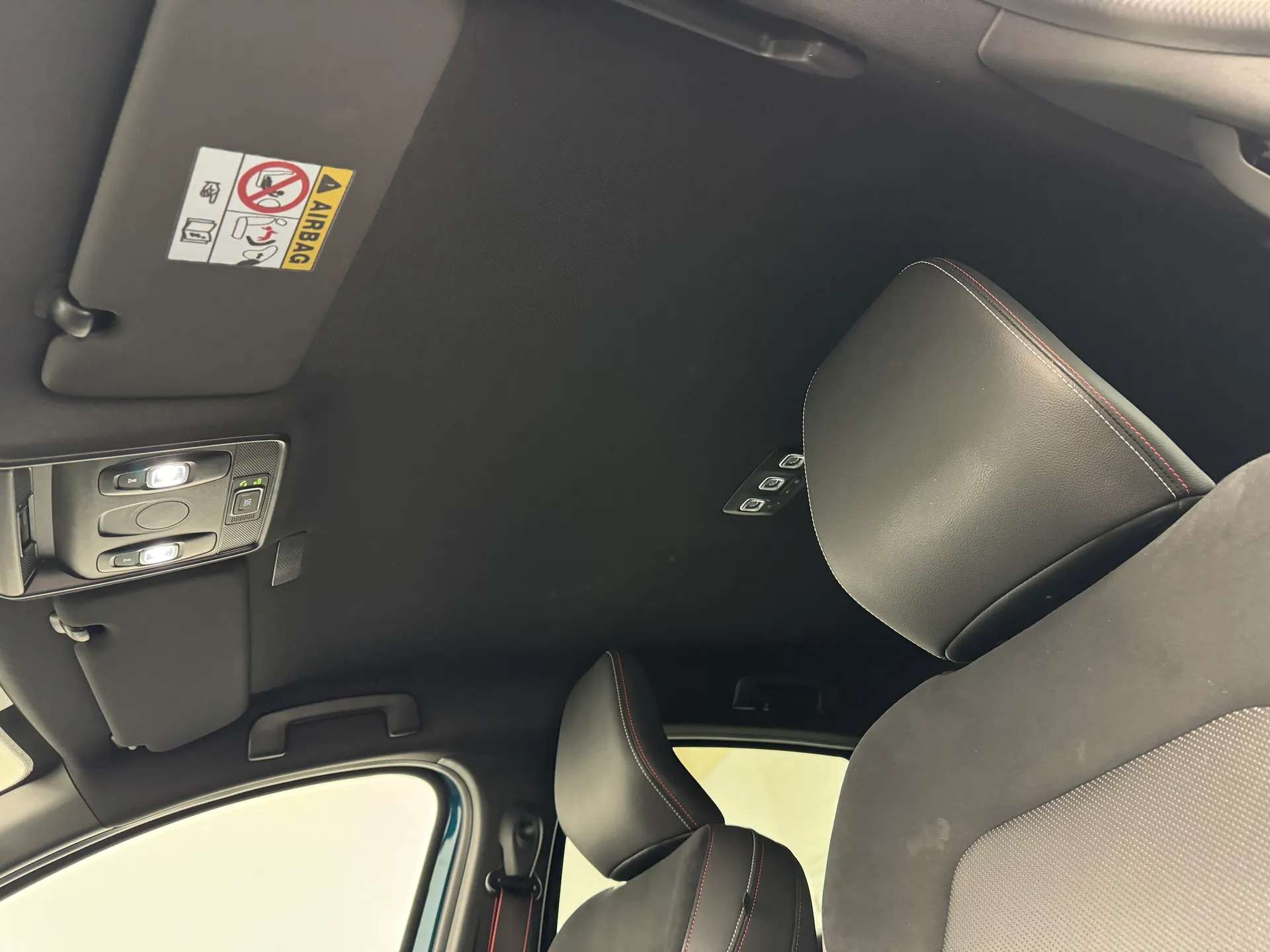 2025 RENAULT ARKANA 2025 RENAULT ARKANA