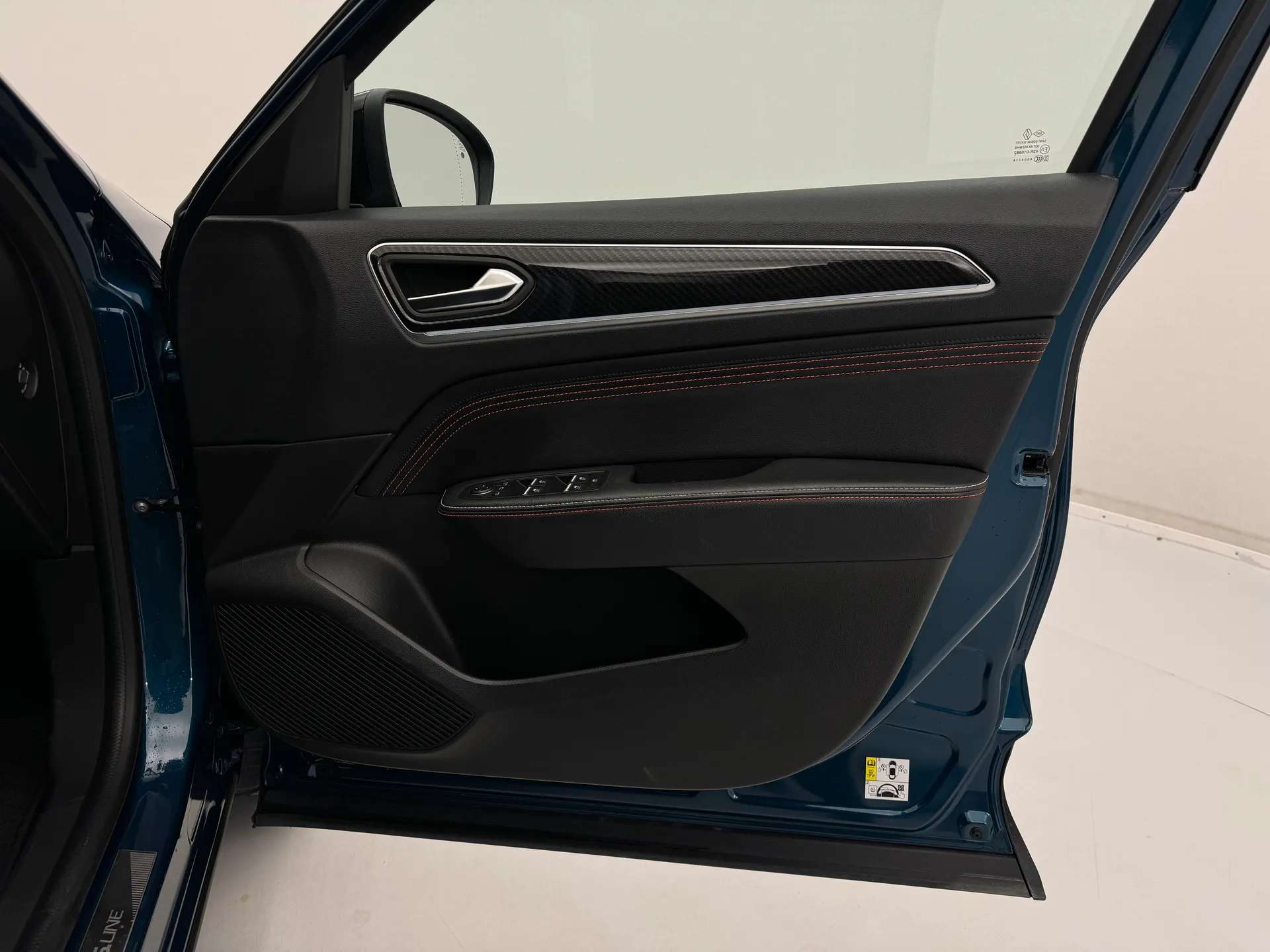 2025 RENAULT ARKANA 2025 RENAULT ARKANA