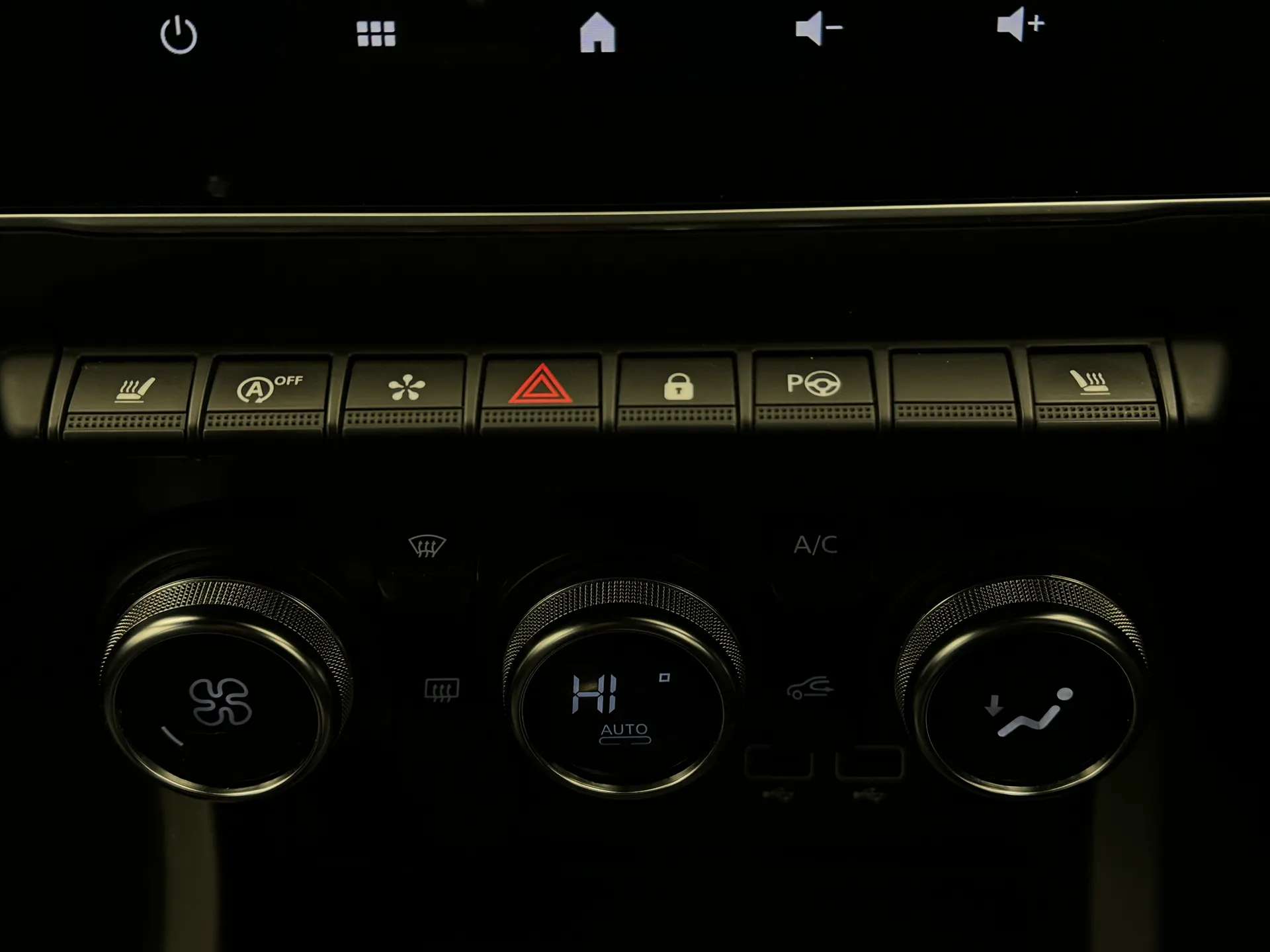 2025 RENAULT ARKANA 2025 RENAULT ARKANA