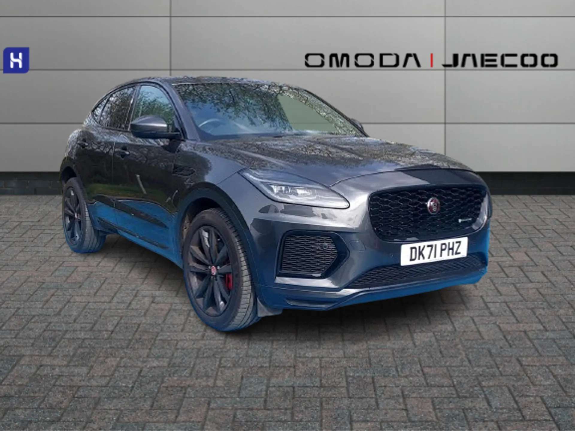 A 2021 JAGUAR E-PACE 2.0 D200 R-Dynamic SE 5dr Auto A 2021 JAGUAR E-PACE 2.0 D200 R-Dynamic SE 5dr Auto