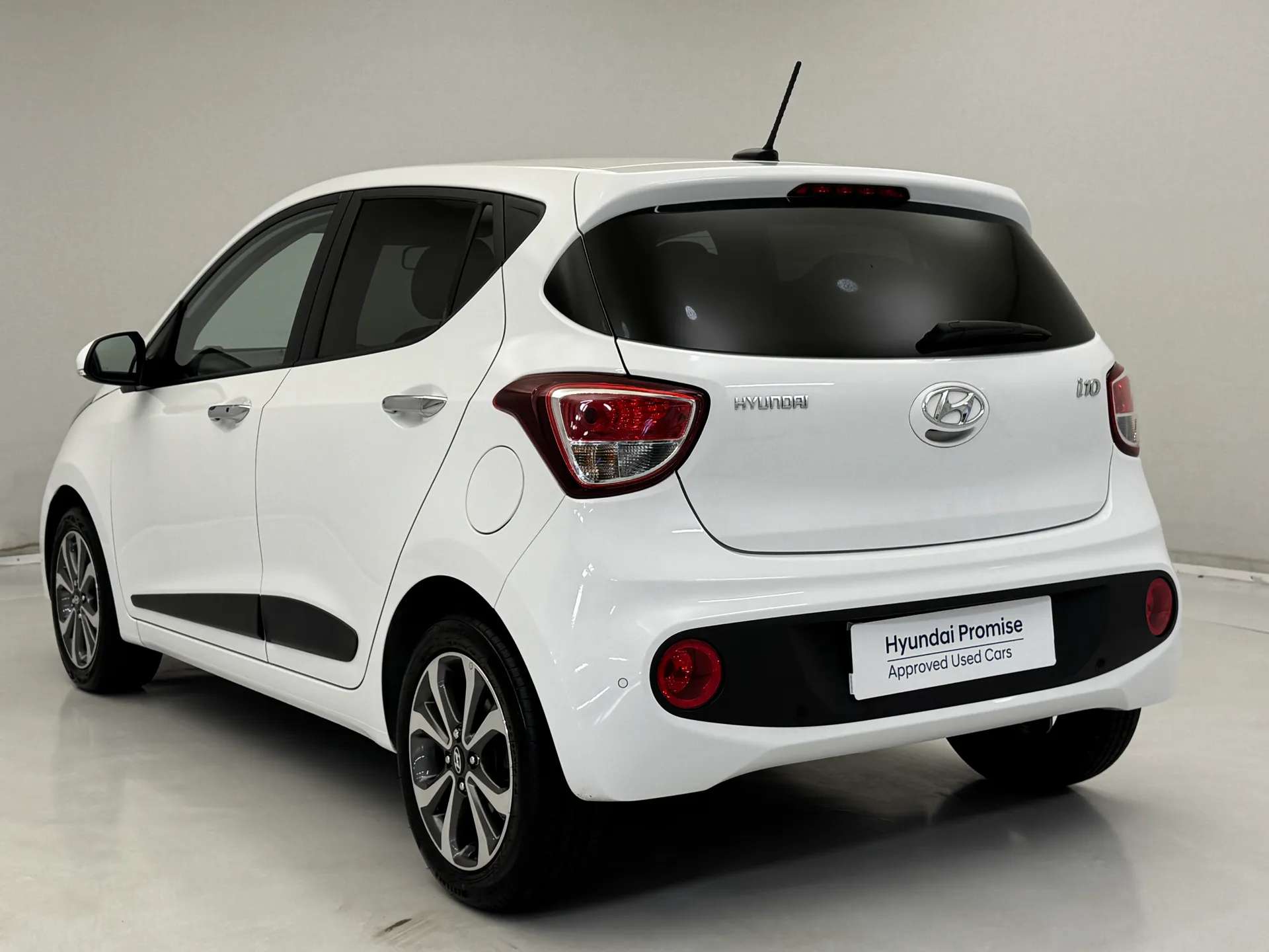 2018 HYUNDAI I10 2018 HYUNDAI I10