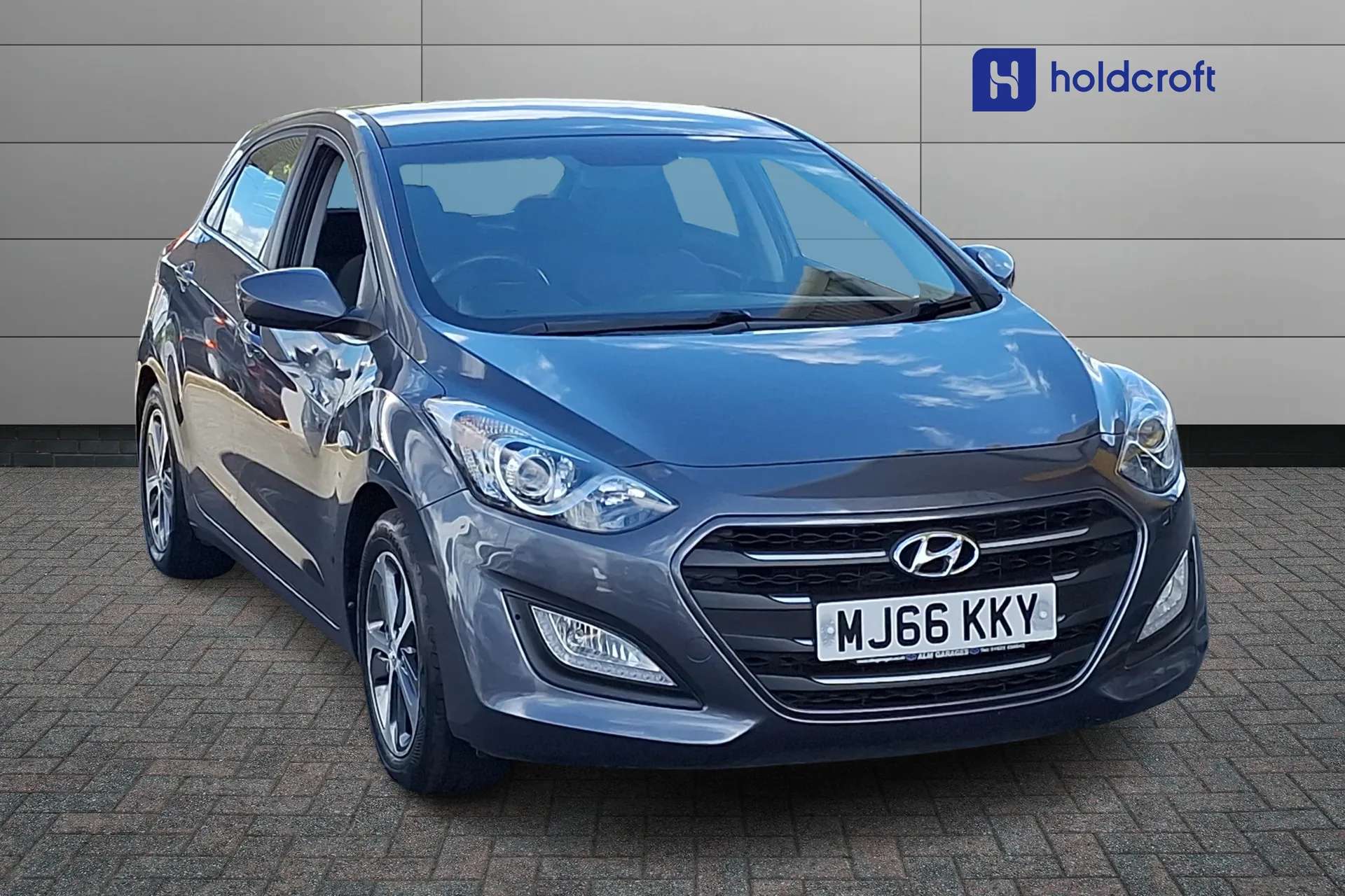A 2016 HYUNDAI I30 1.6 SE 5dr Auto A 2016 HYUNDAI I30 1.6 SE 5dr Auto