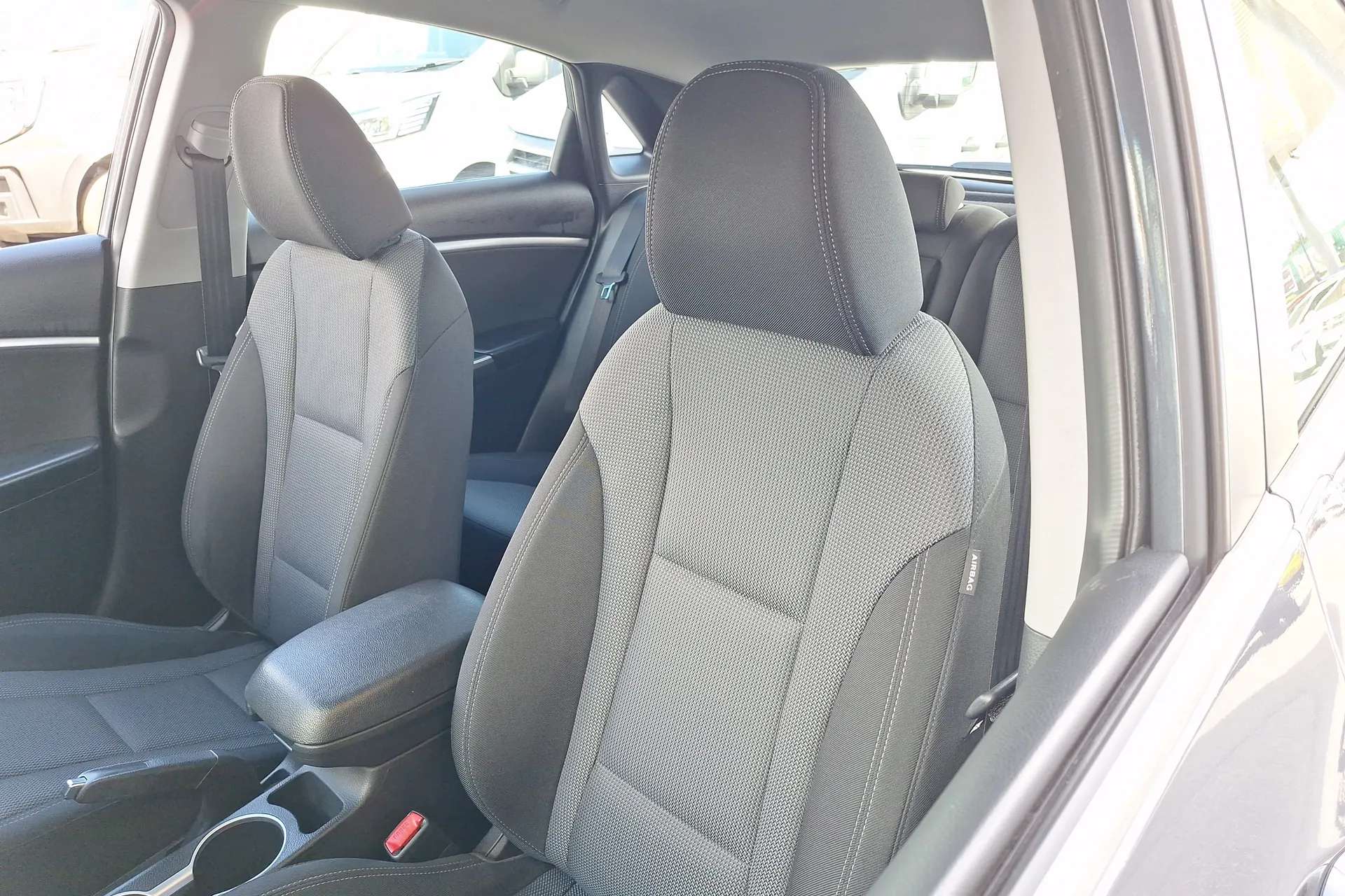 2016 HYUNDAI I30 2016 HYUNDAI I30