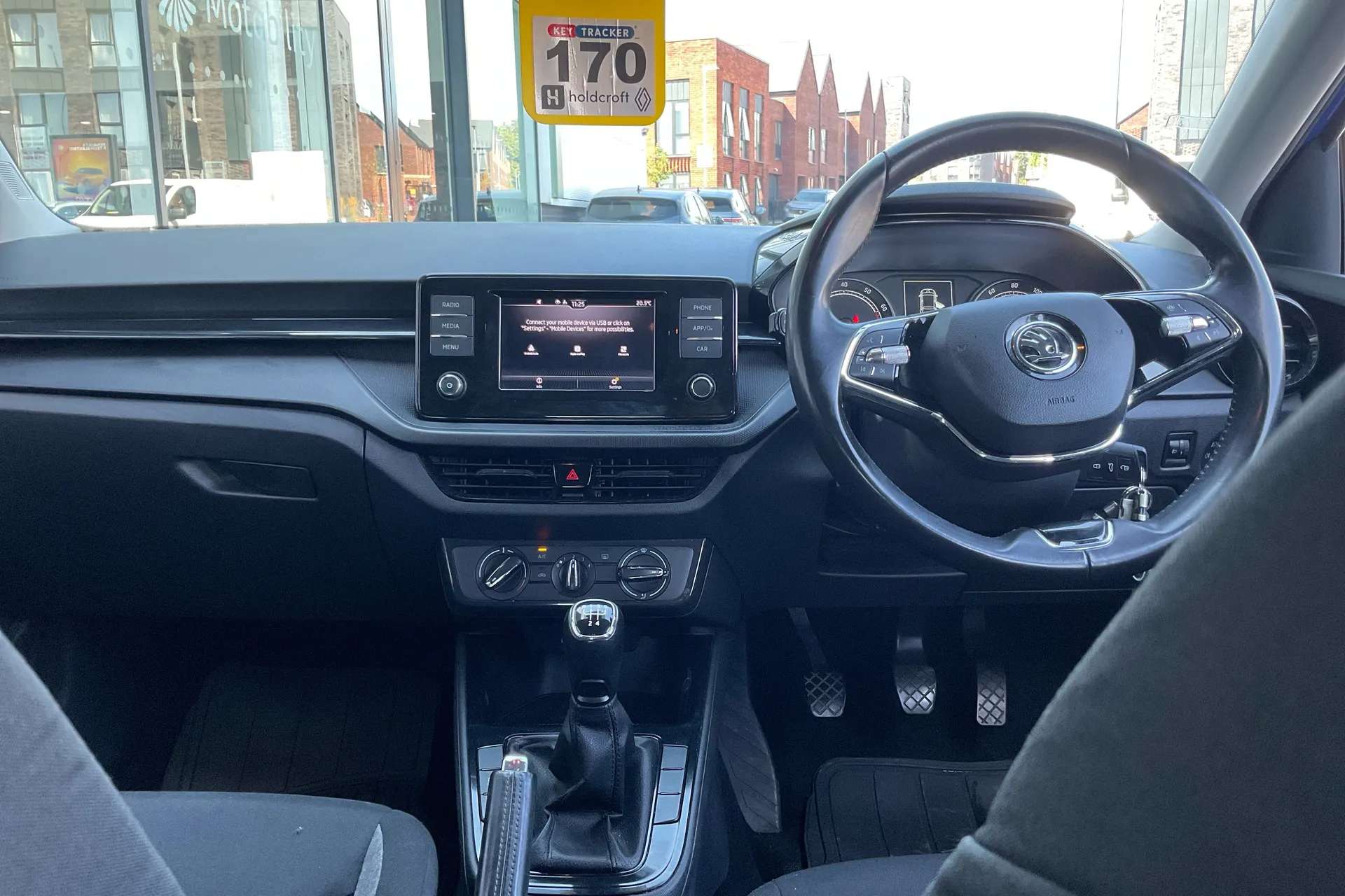 A 2022 SKODA FABIA 1.0 MPI 80 SE Comfort 5dr A 2022 SKODA FABIA 1.0 MPI 80 SE Comfort 5dr