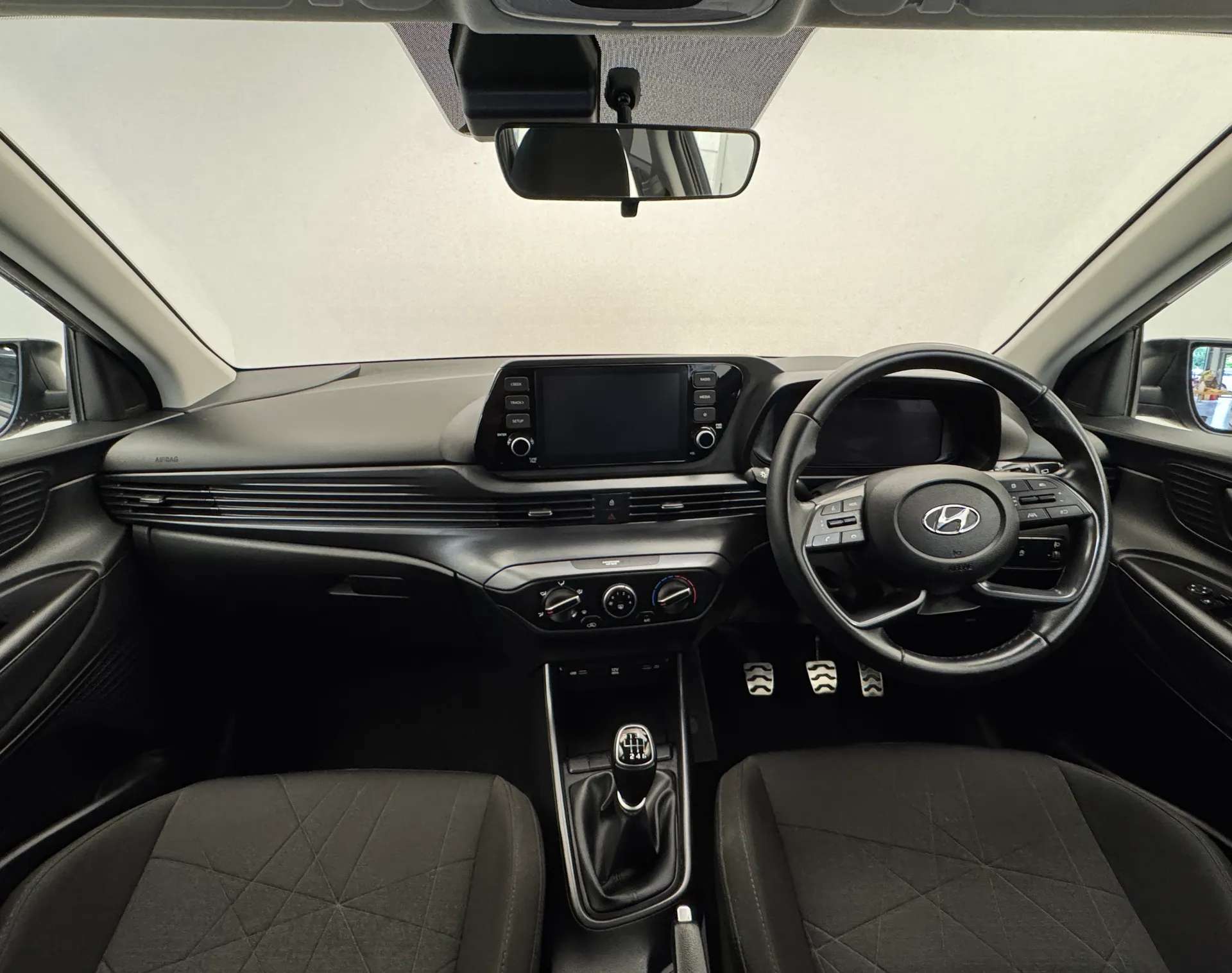 A 2024 HYUNDAI BAYON 1.0 TGDi 48V MHEV SE Connect 5dr A 2024 HYUNDAI BAYON 1.0 TGDi 48V MHEV SE Connect 5dr