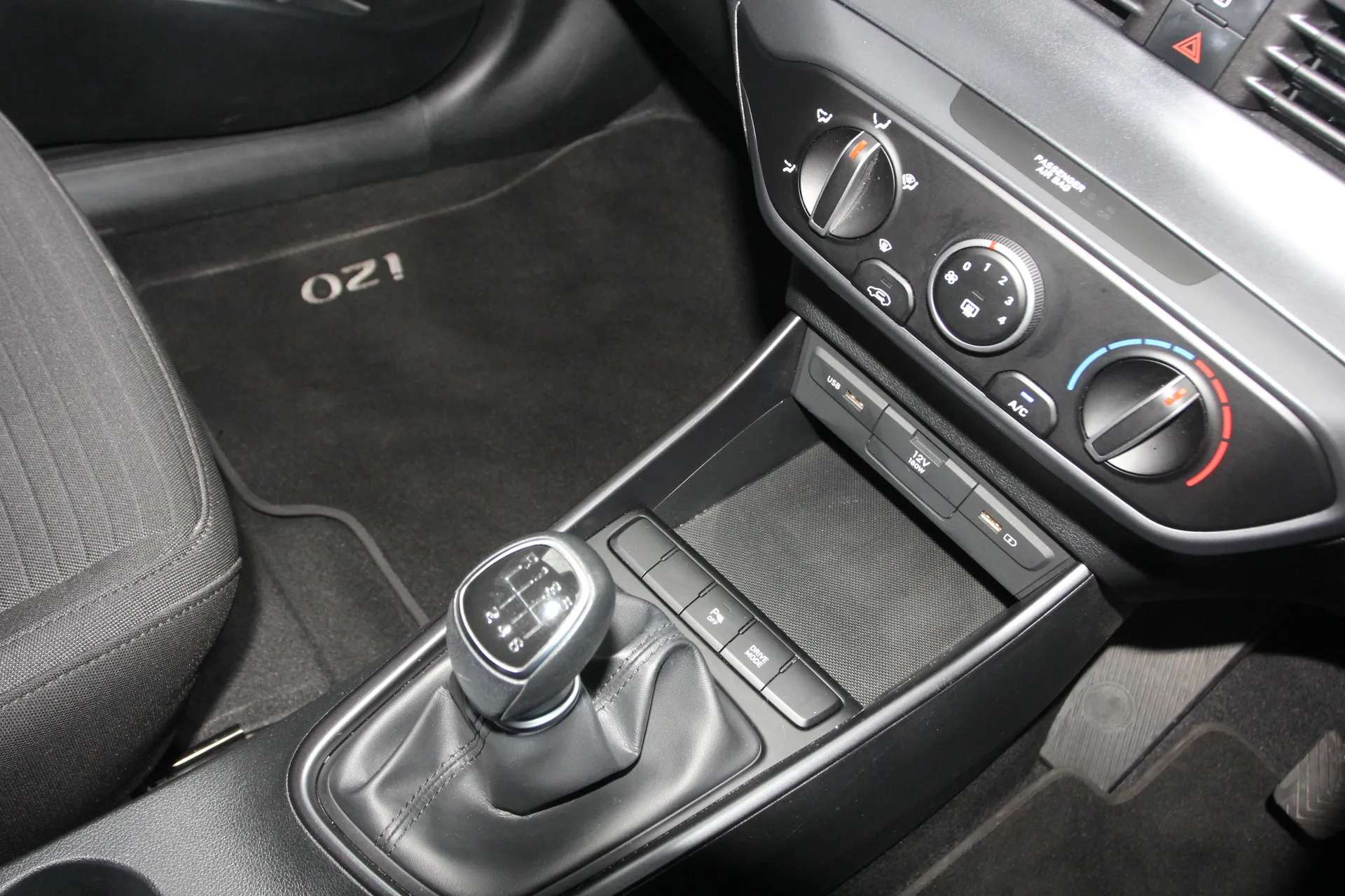 2021 HYUNDAI I20 2021 HYUNDAI I20