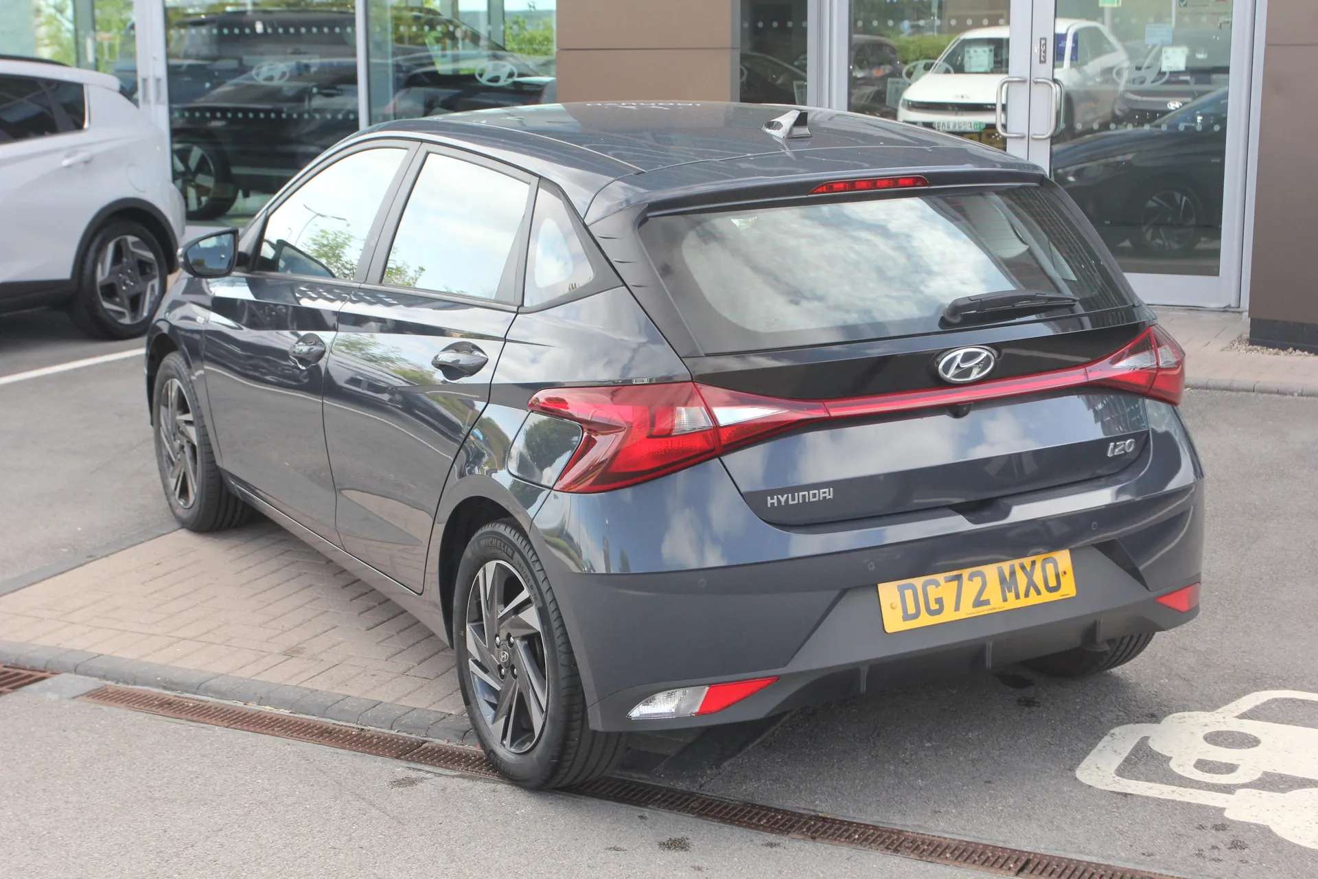 A 2022 HYUNDAI I20 1.0T GDi 48V MHD SE Connect 5dr A 2022 HYUNDAI I20 1.0T GDi 48V MHD SE Connect 5dr