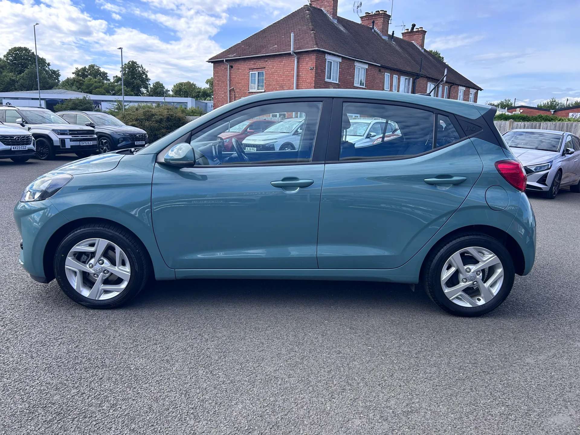 2023 HYUNDAI I10 2023 HYUNDAI I10