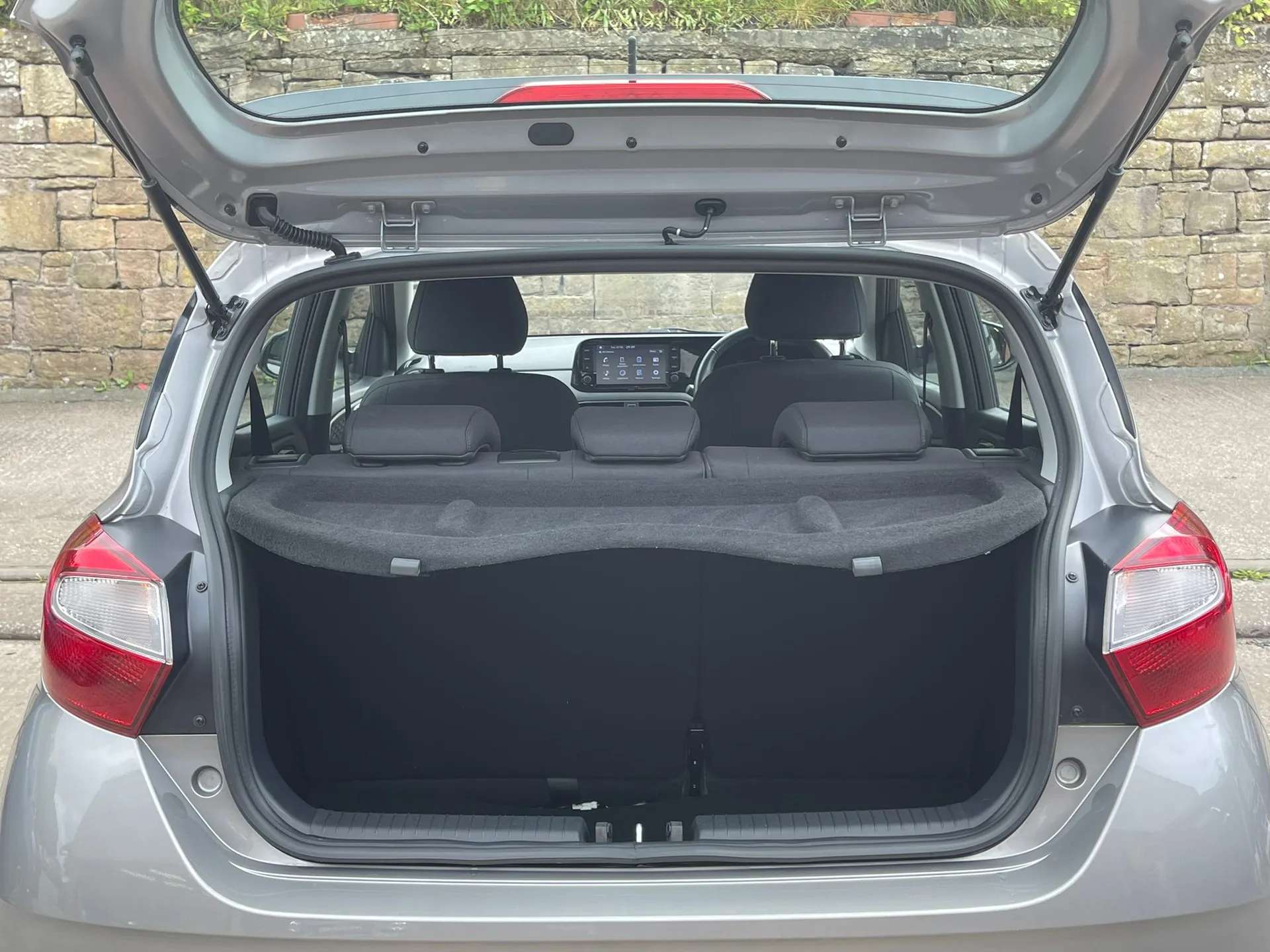 2023 HYUNDAI I10 2023 HYUNDAI I10
