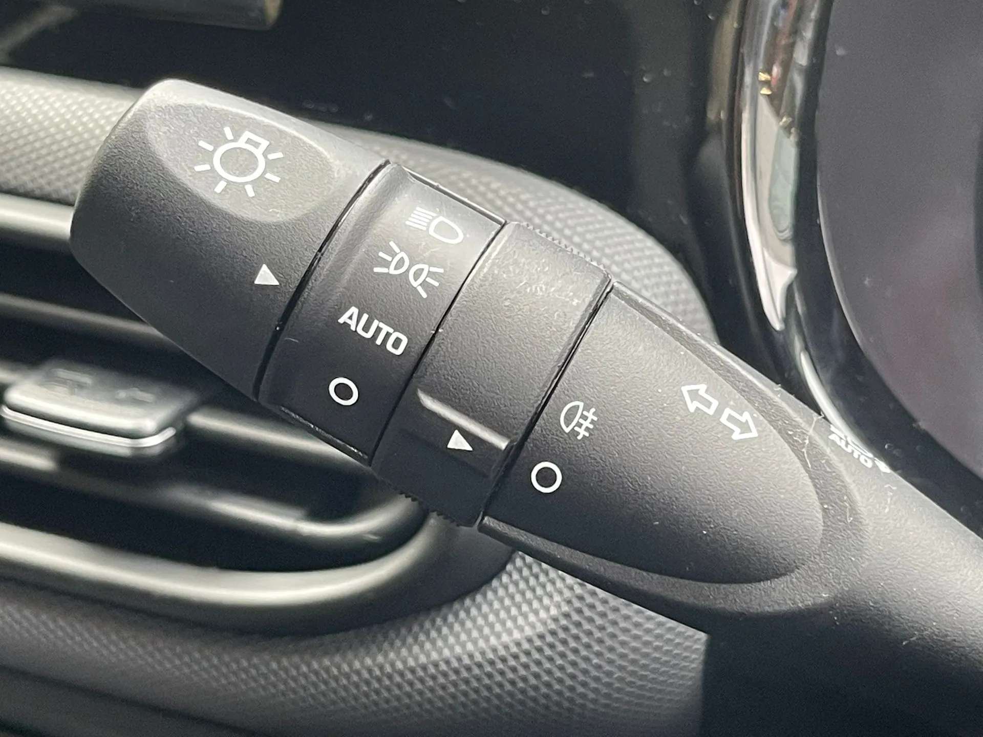 2023 HYUNDAI I10 2023 HYUNDAI I10