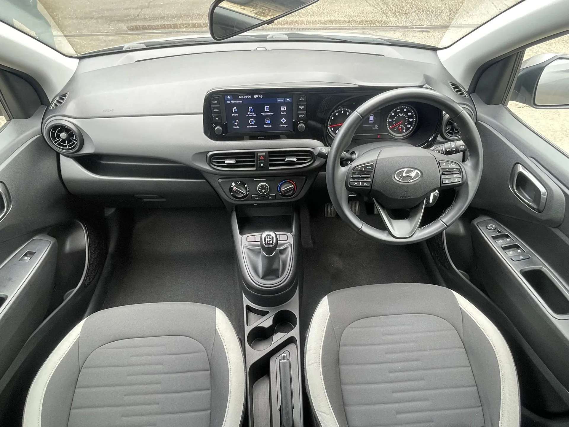 2023 HYUNDAI I10 2023 HYUNDAI I10