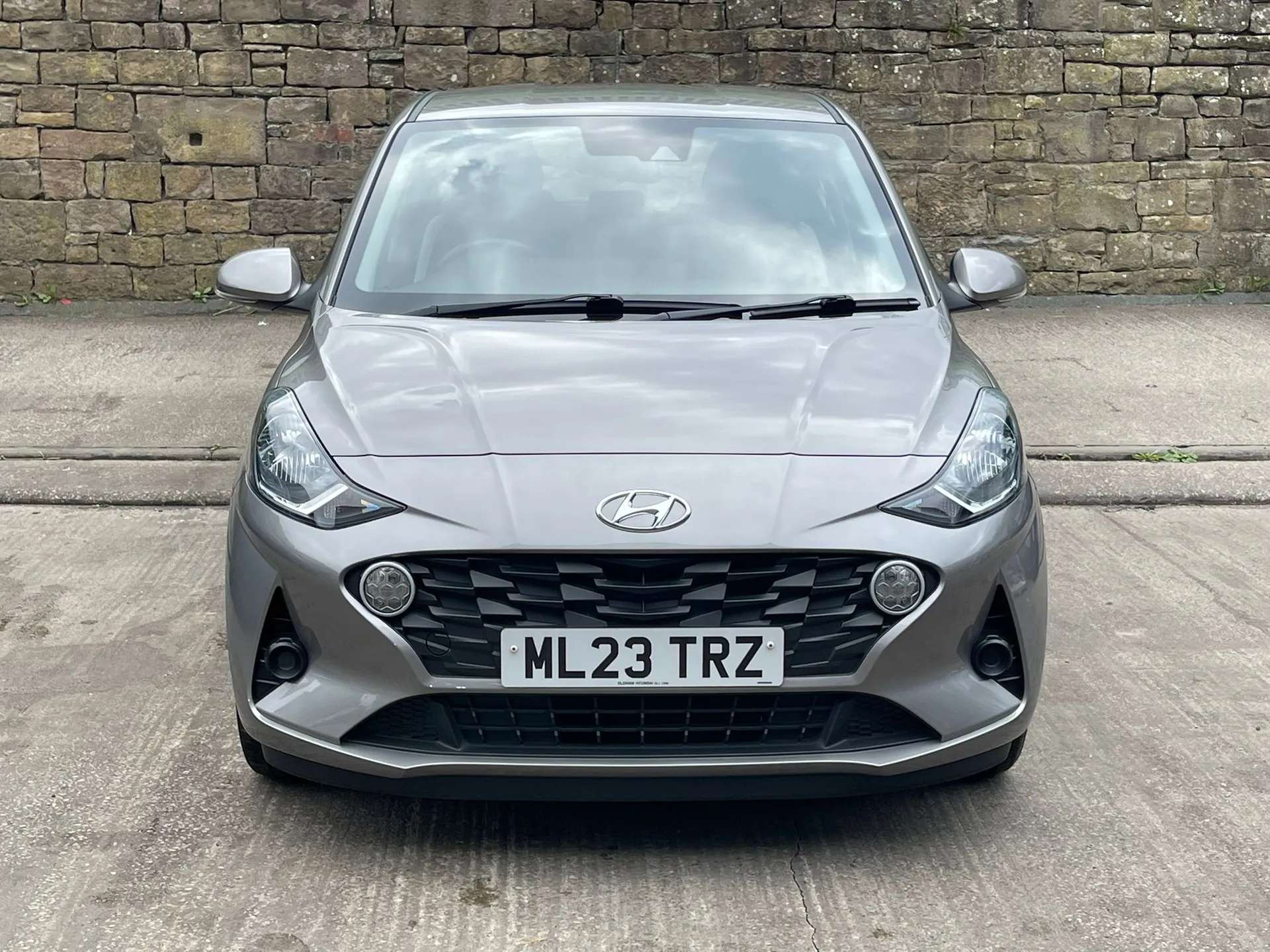 2023 HYUNDAI I10 2023 HYUNDAI I10