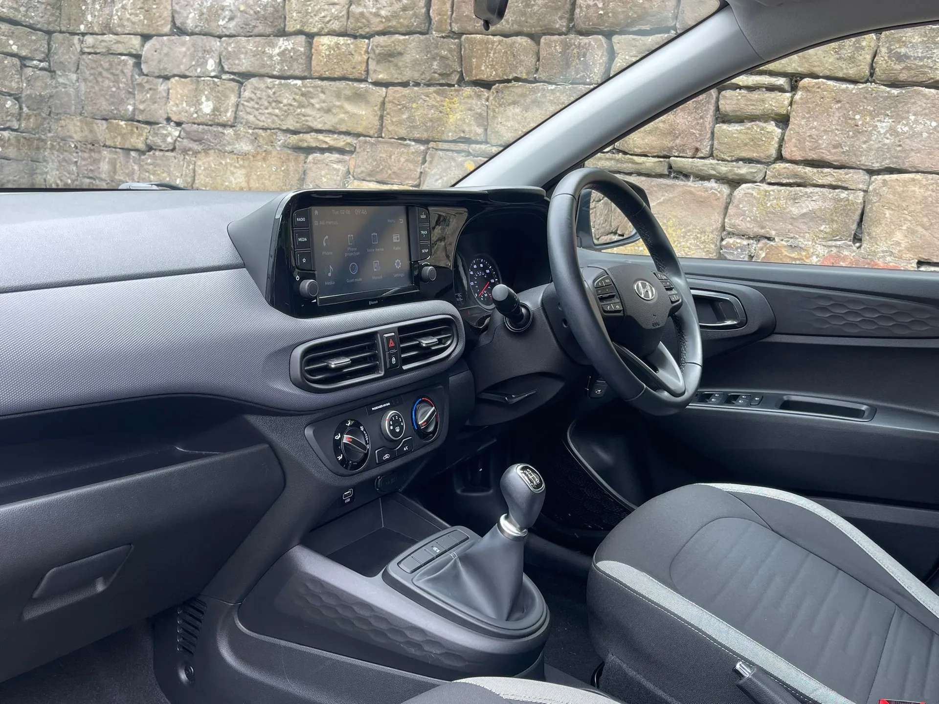 2023 HYUNDAI I10 2023 HYUNDAI I10